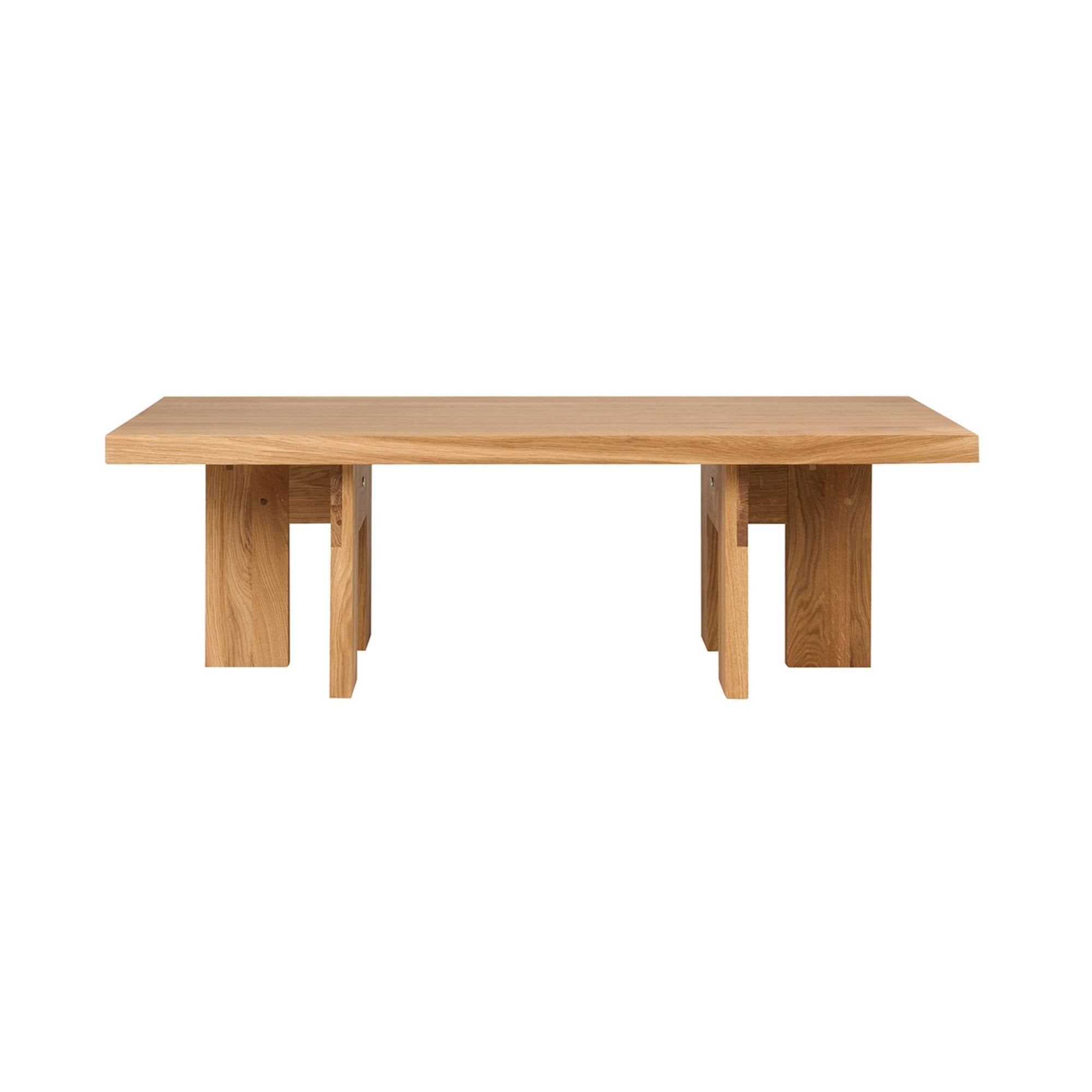 Farmhouse Coffee Table: Natural oak