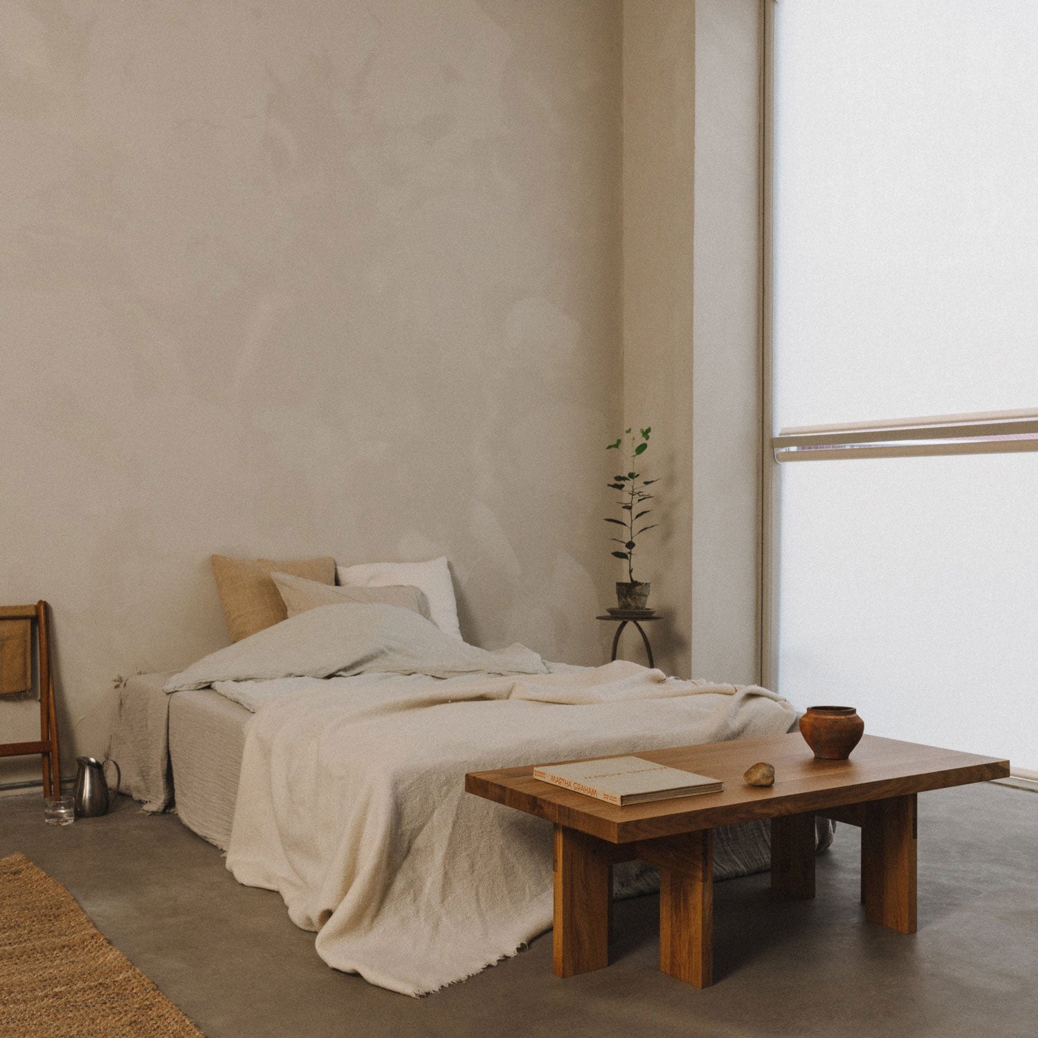 Farmhouse Coffee Table: LS
