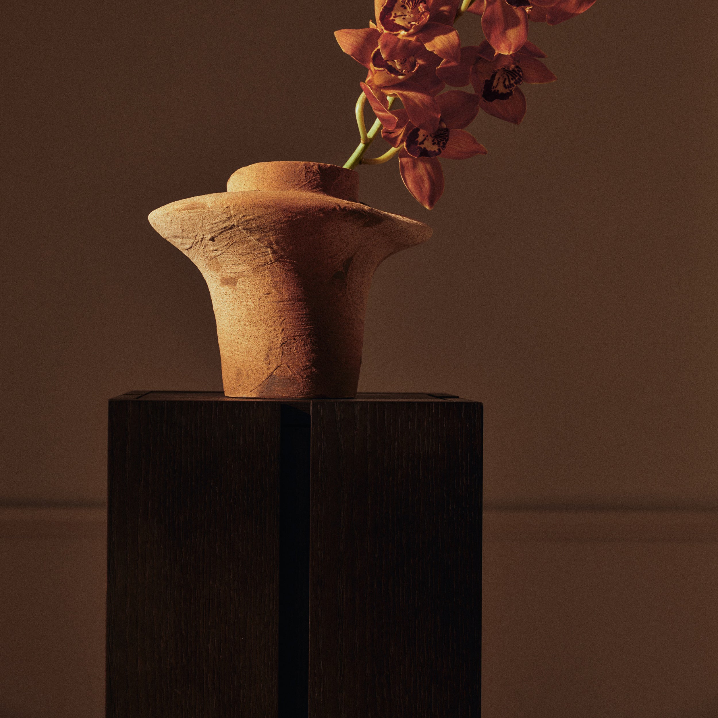 Parcel Pedestal