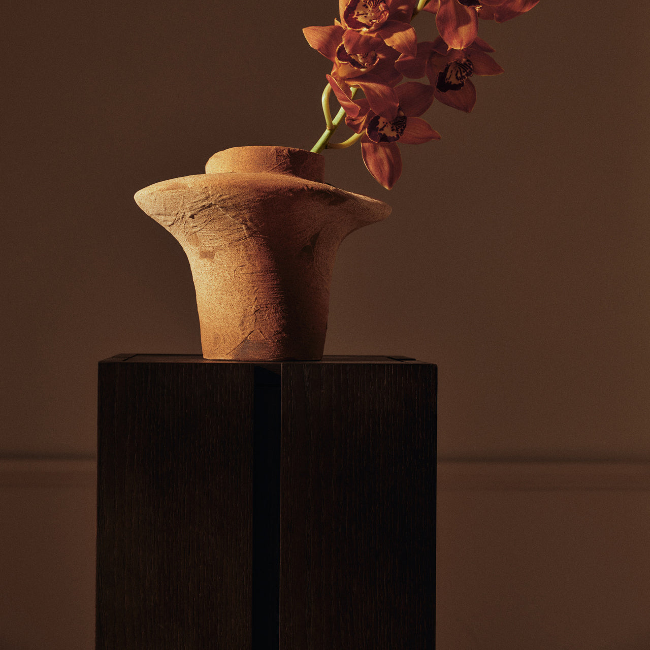 Parcel Pedestal