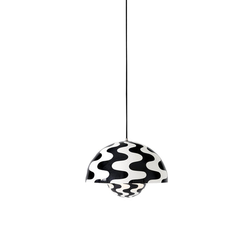 Flowerpot Pendant VP7: Black + White + Black