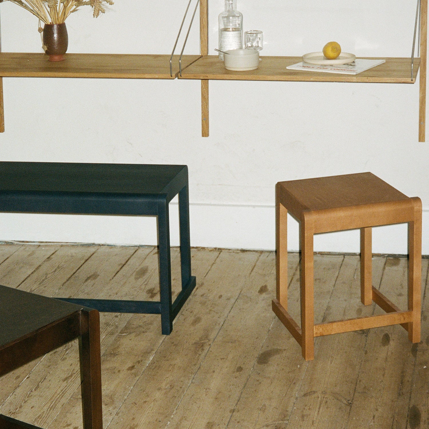 01 Low Stool