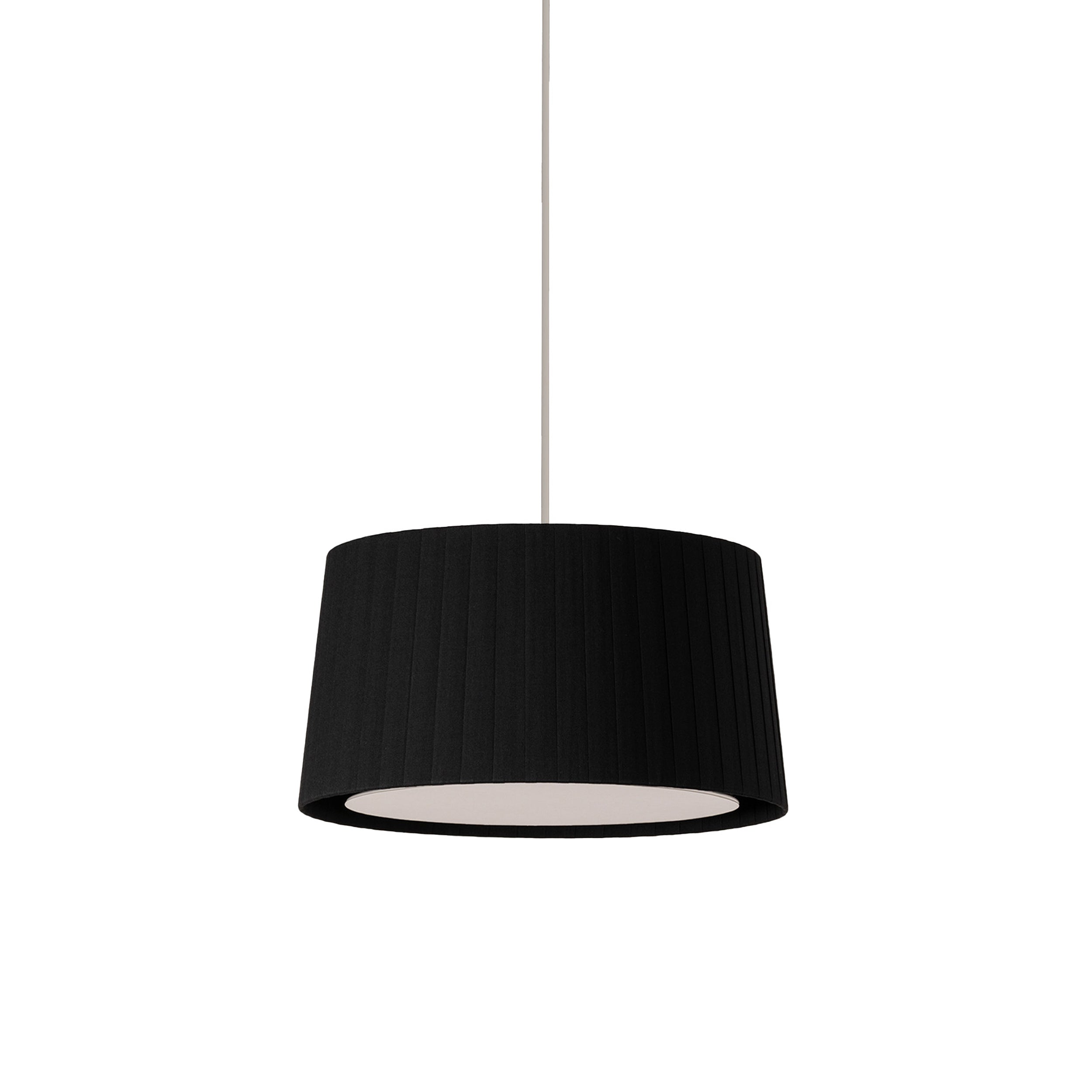 GT6 Pendant Lamp: Black + White