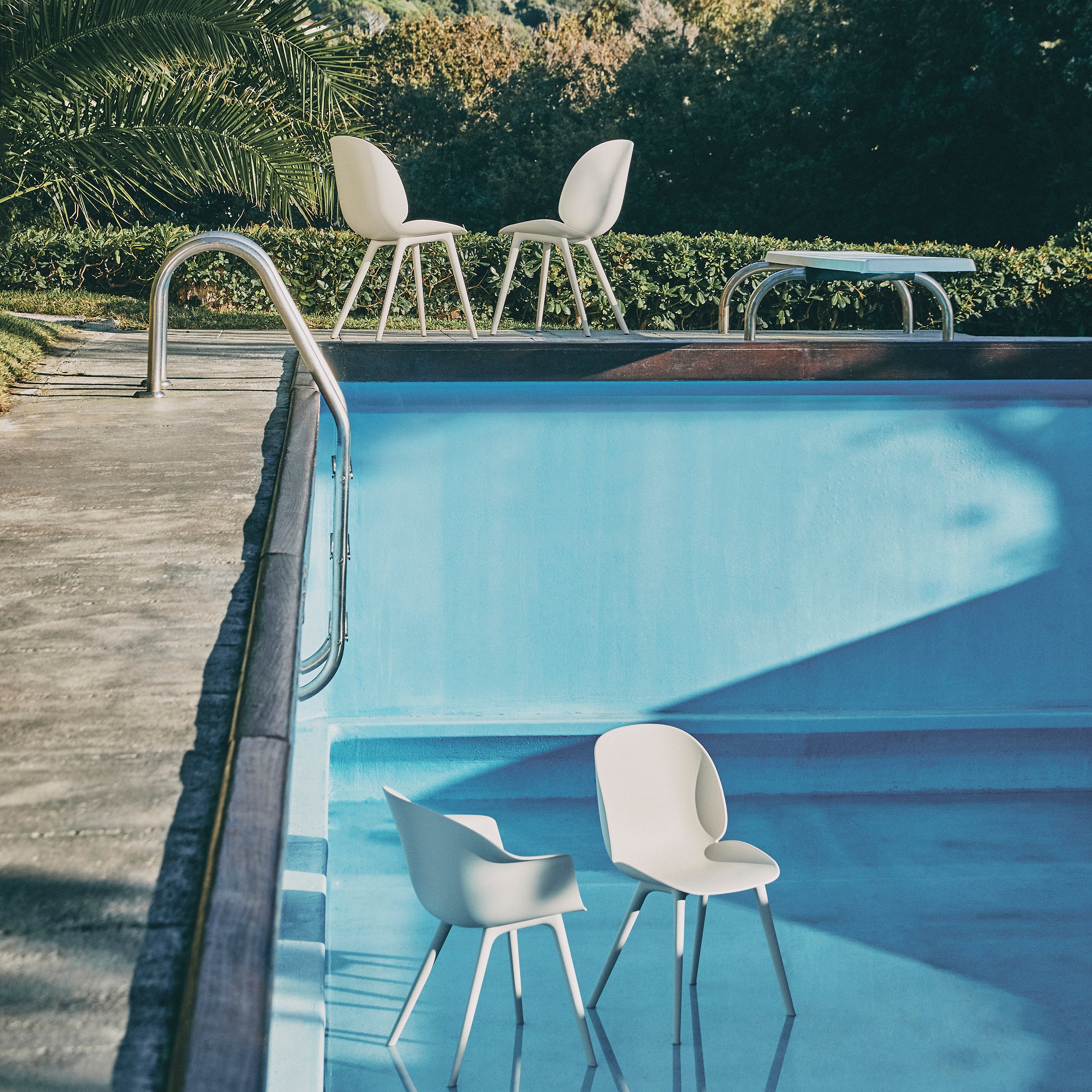 Beetle Outdoor Dining Chair: Plastic Base