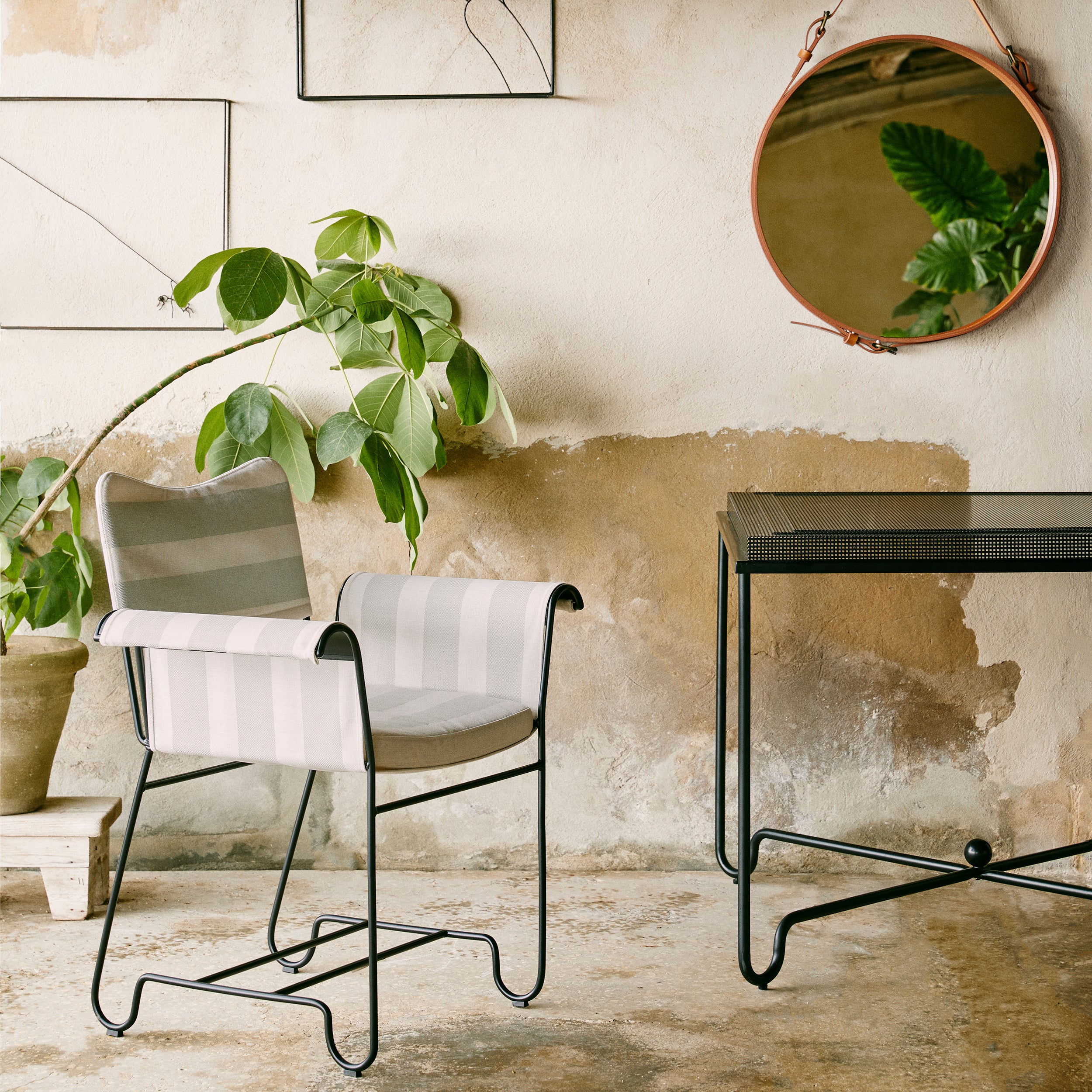 Tropique Dining Chair: Outdoor