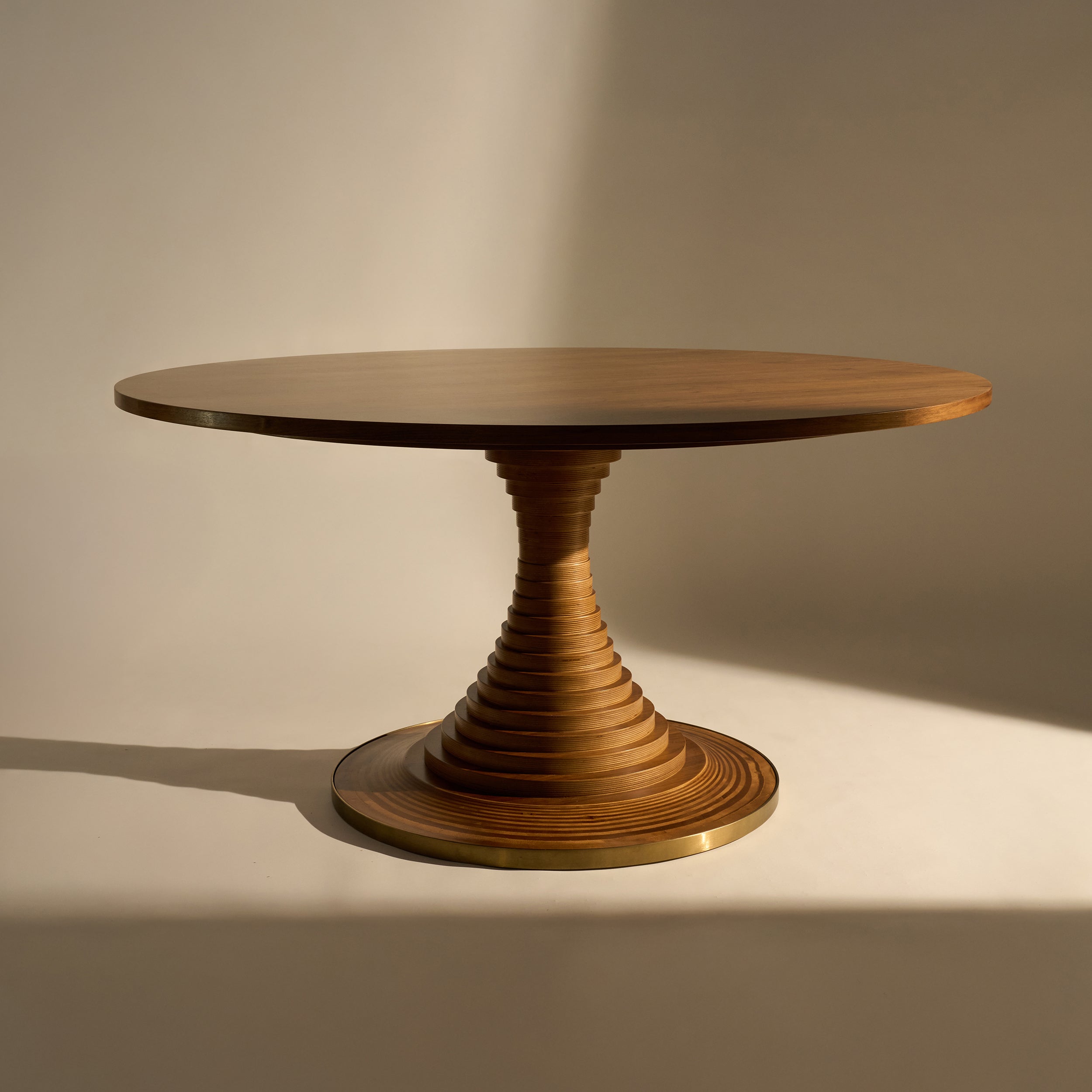 Tavolo a Dischi Dining Table