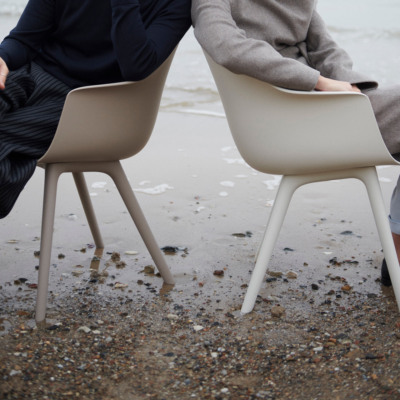 Bat Outdoor Dining Chair: Plastic Base