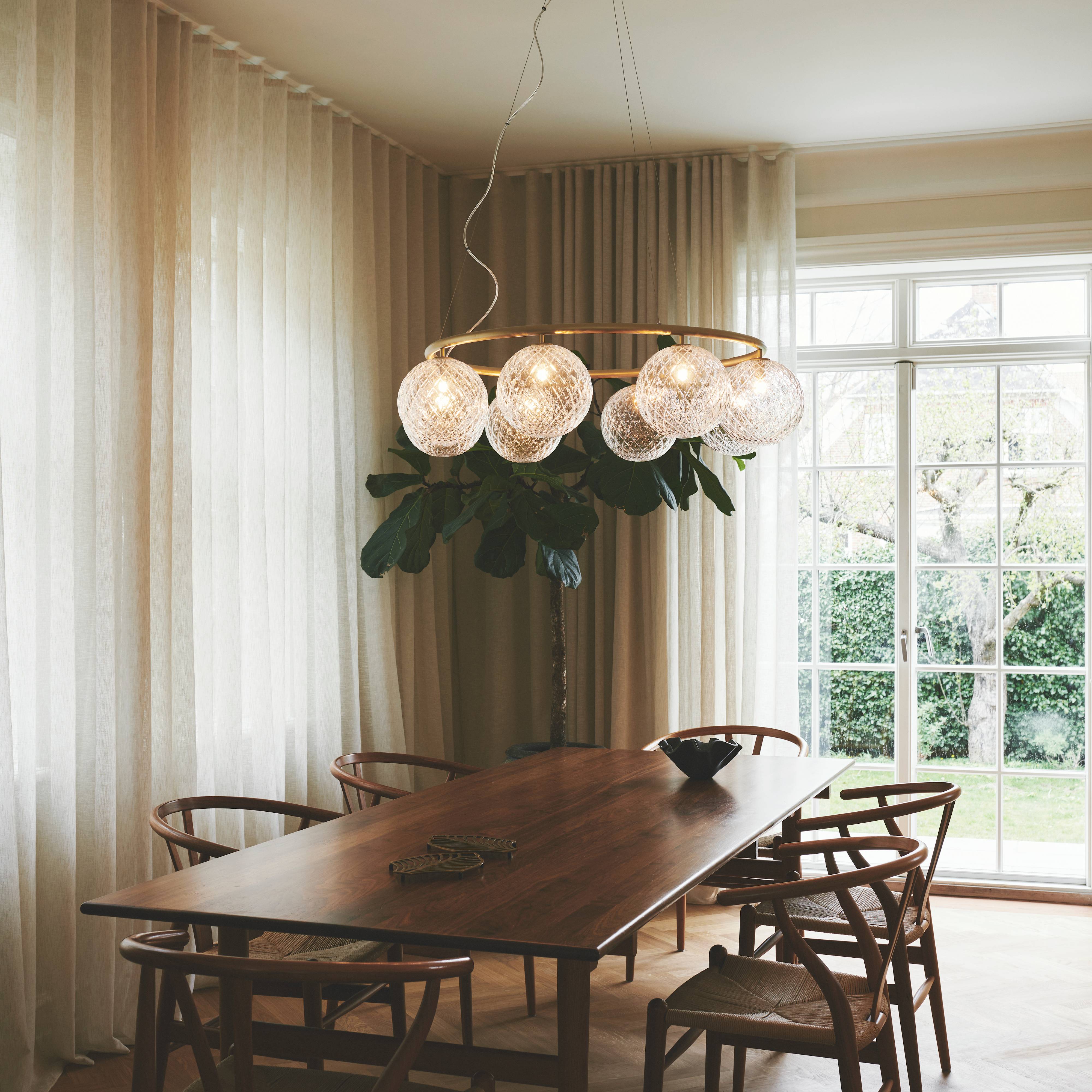 Miira 8 Circular Chandelier