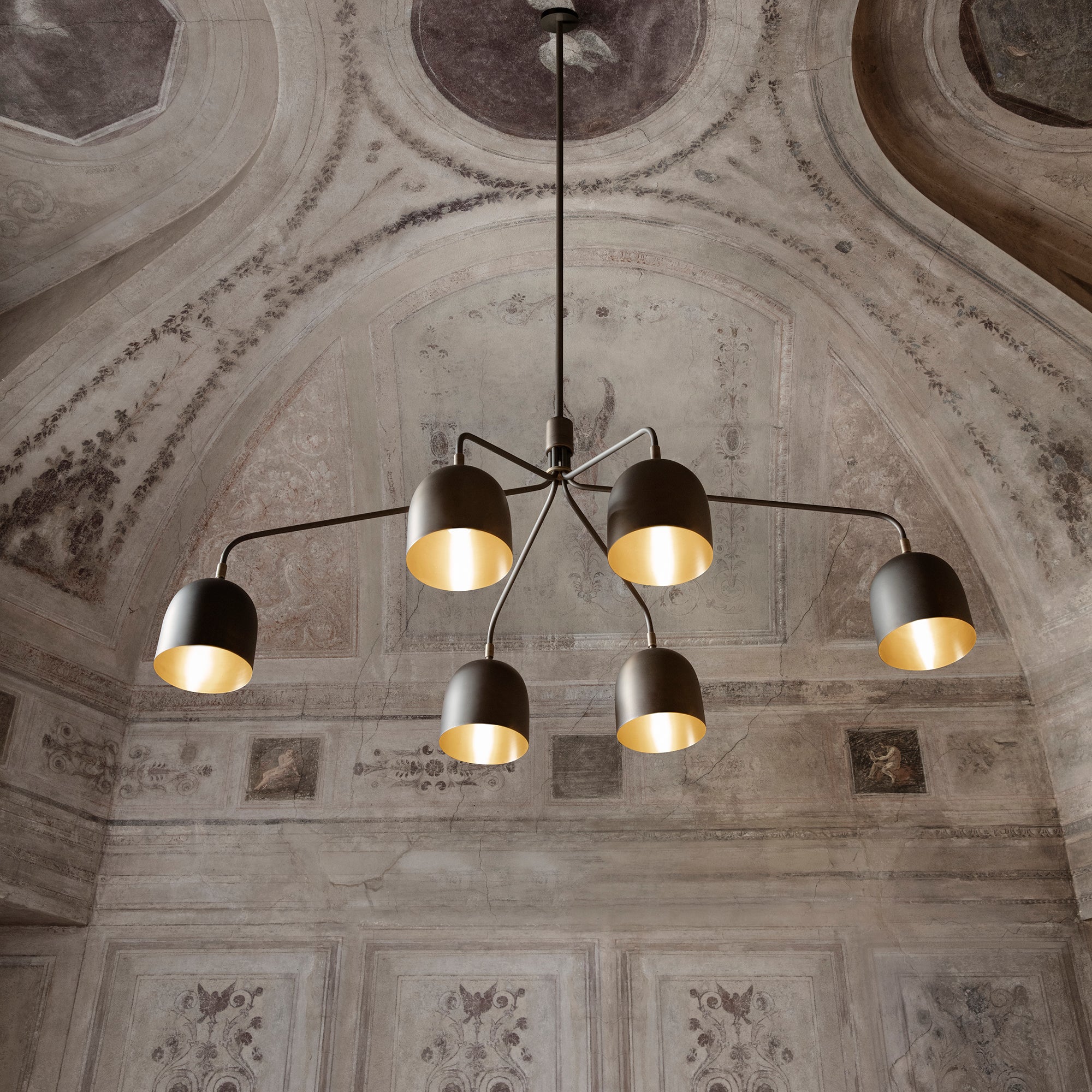 Howard Chandelier: LS