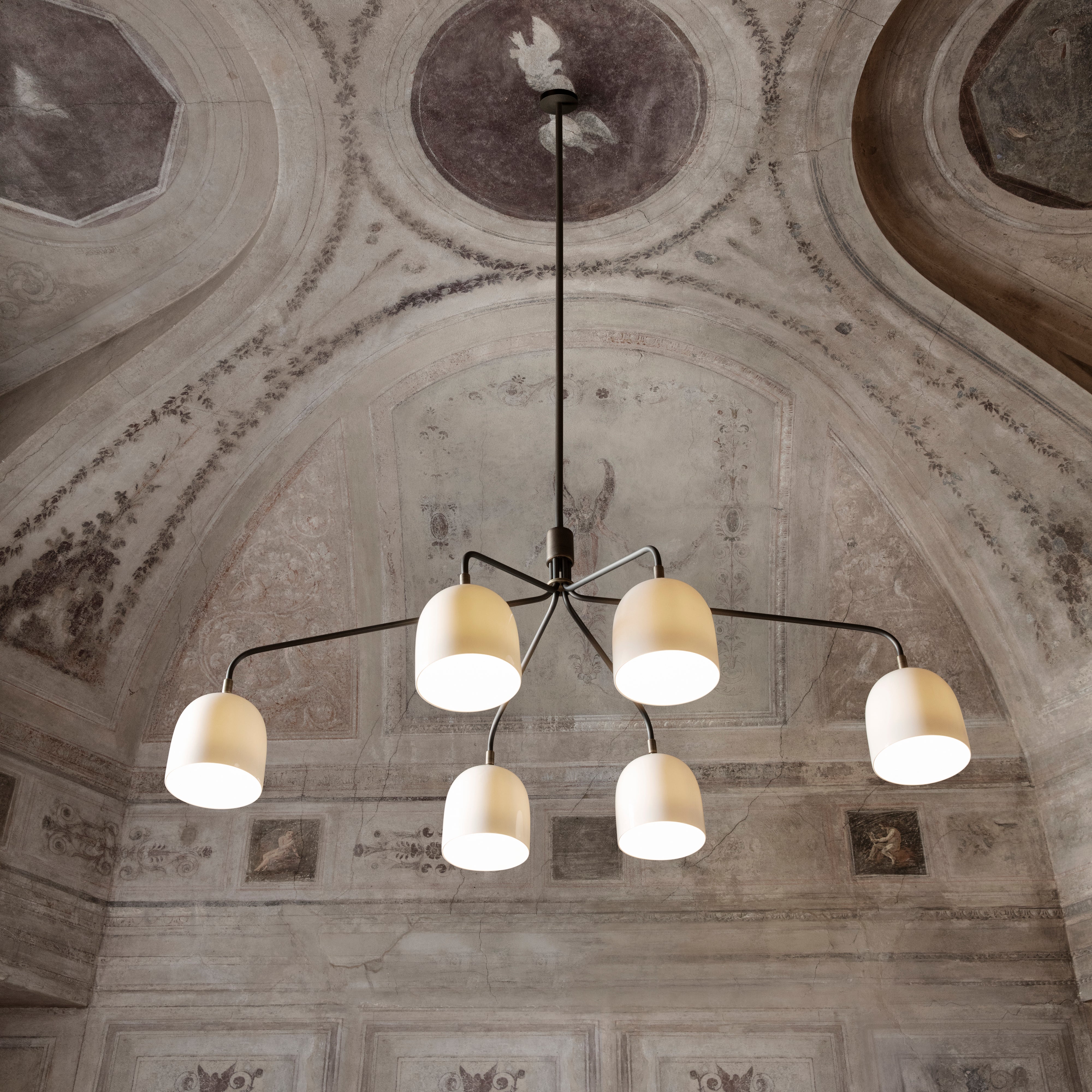 Howard Chandelier: LS