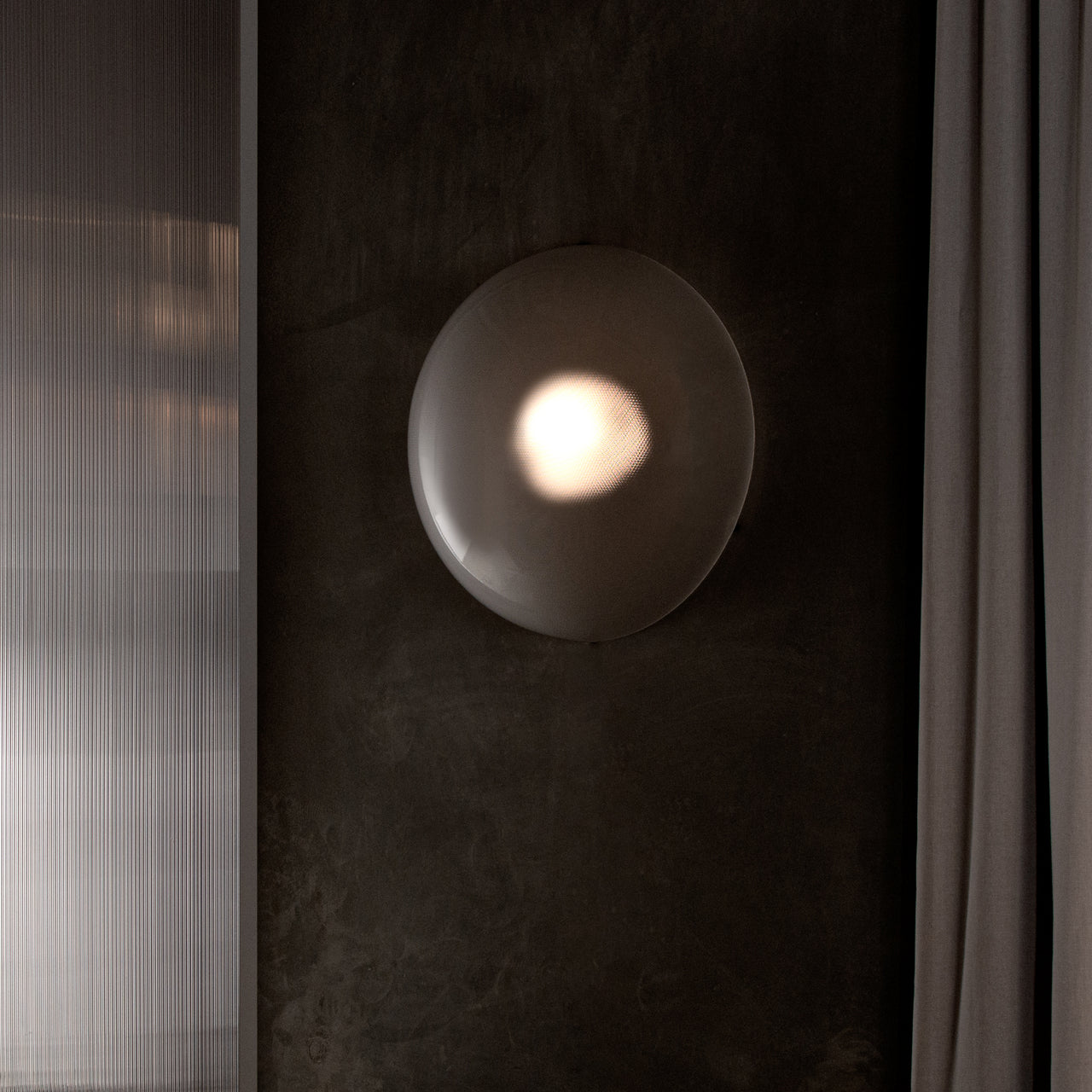 Iris Ceiling/Wall Light: LS