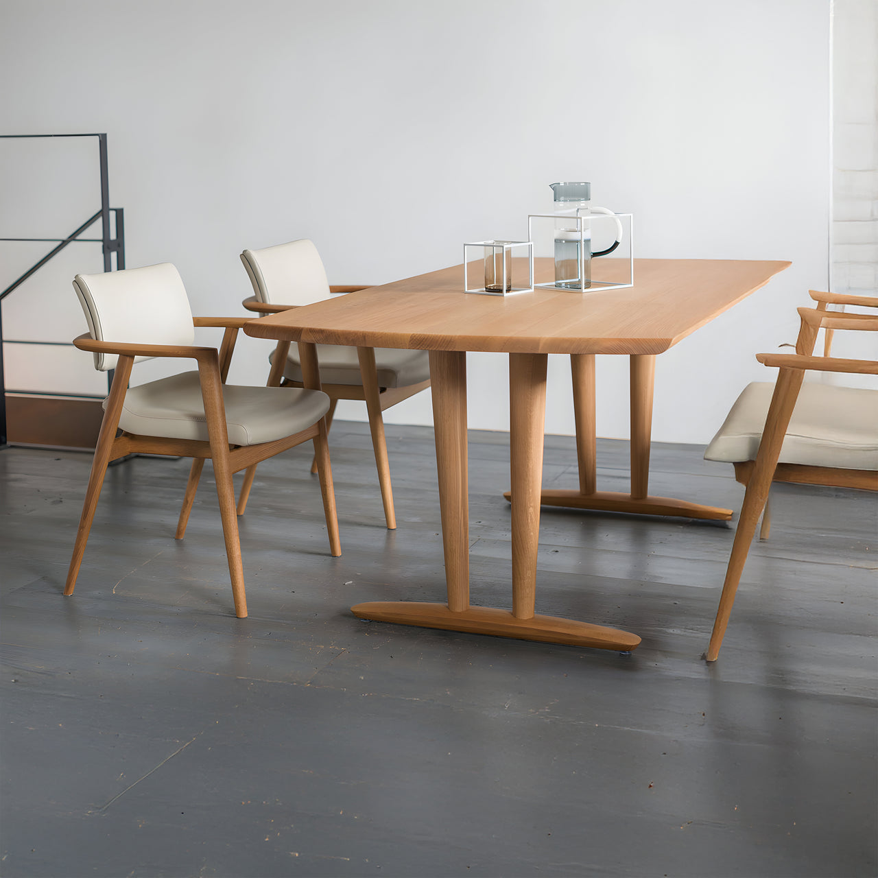 Seoto-EX Dining Table
