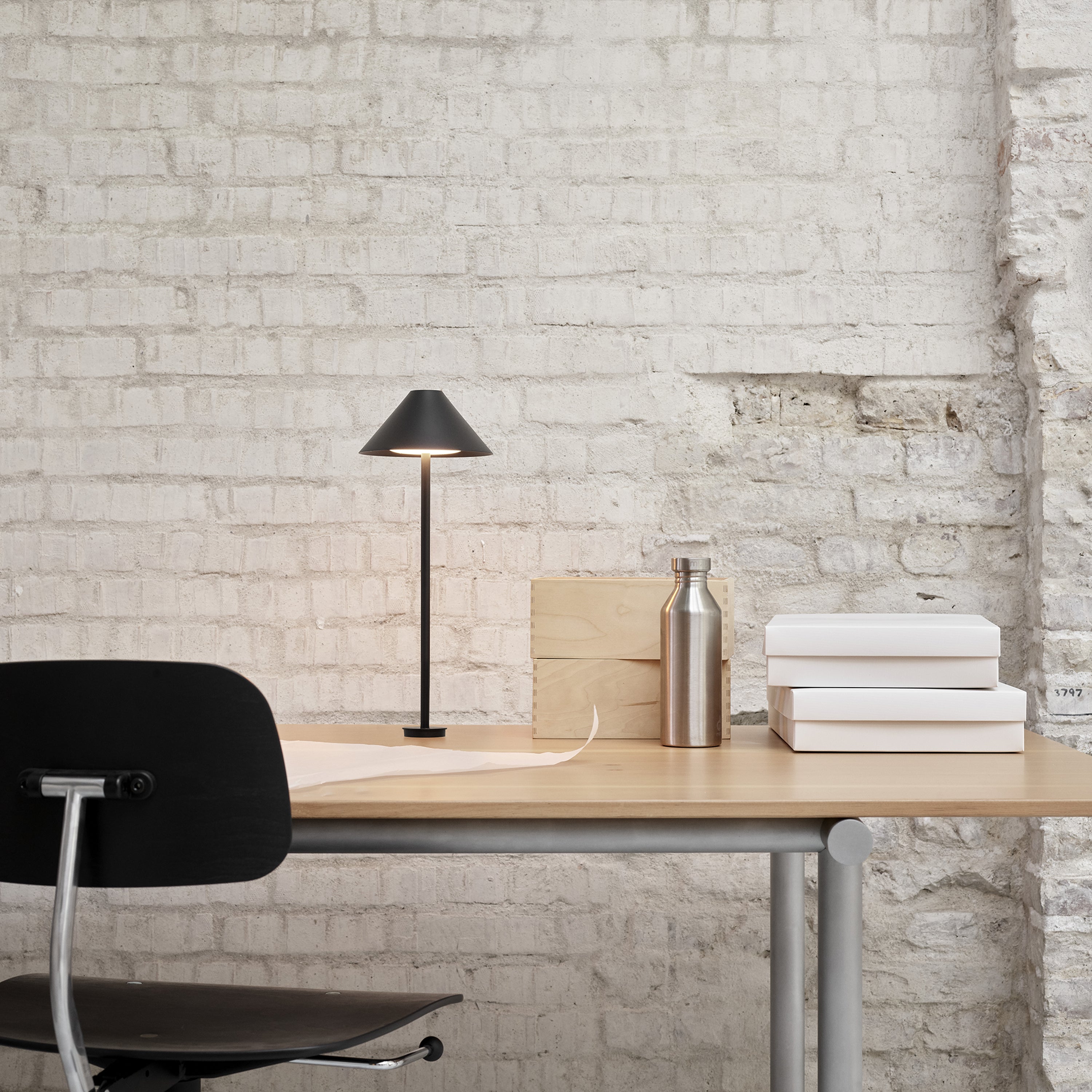 Keglen Table Lamp