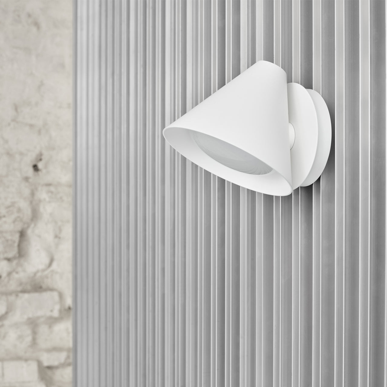 Keglen Wall Lamp