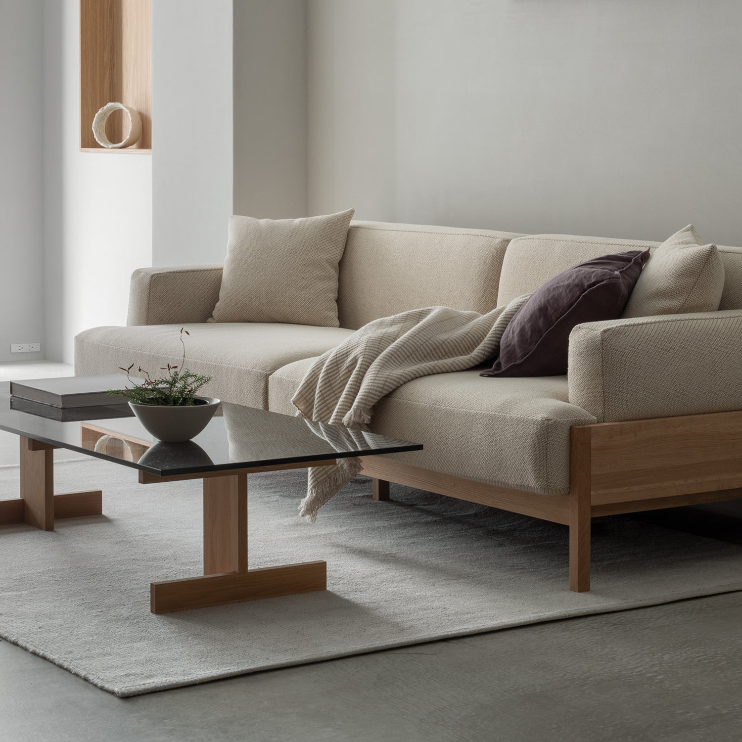 Kinuta Coffee Table: Glass A-CT01 + LS