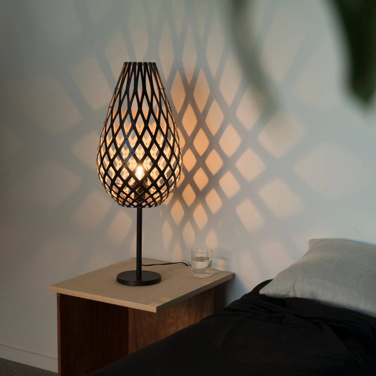 Koura Table Lamp: LS