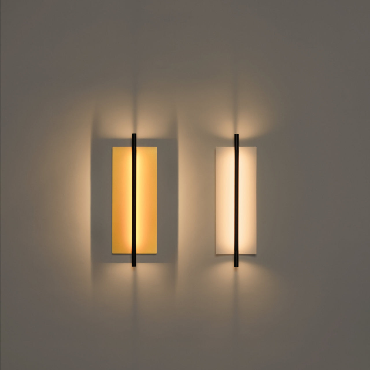 Lámina Wall Lamp