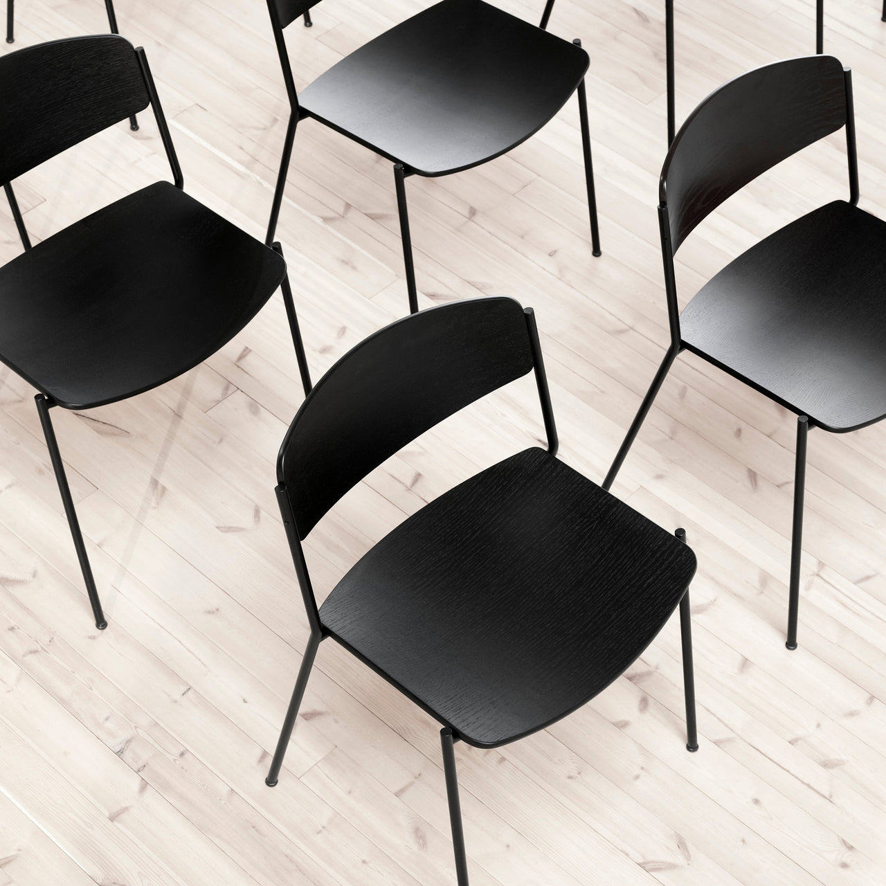 Lynderup Chair: LS