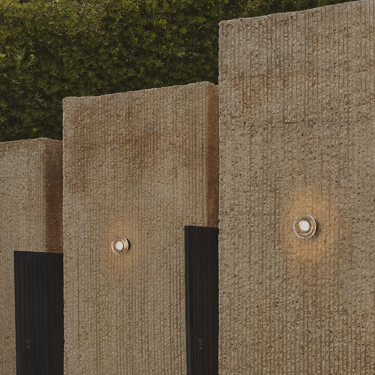 Roc Low Voltage Wall Lamp: Outdoor