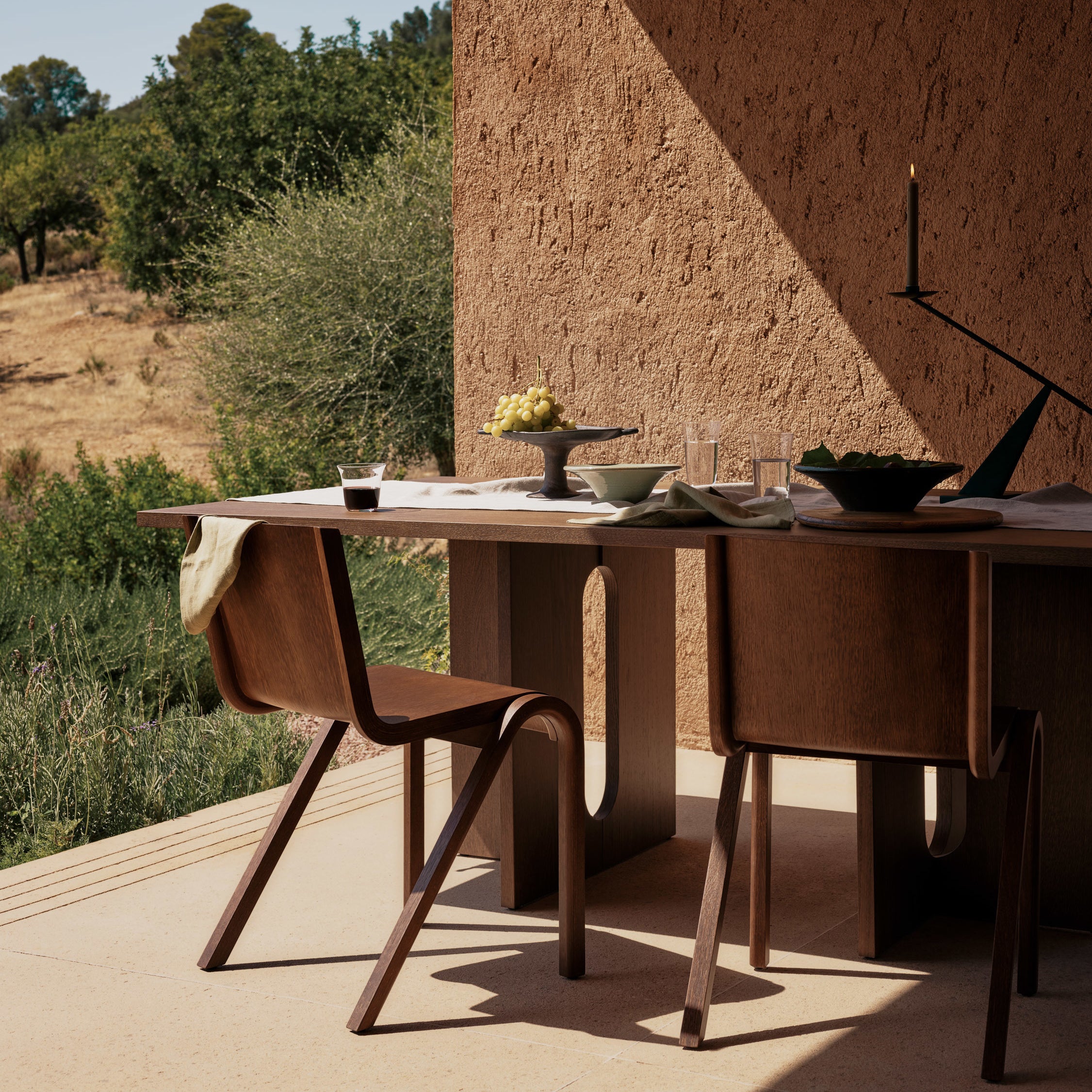 Androgyne Dining Table: Rectangular - Quick Ship