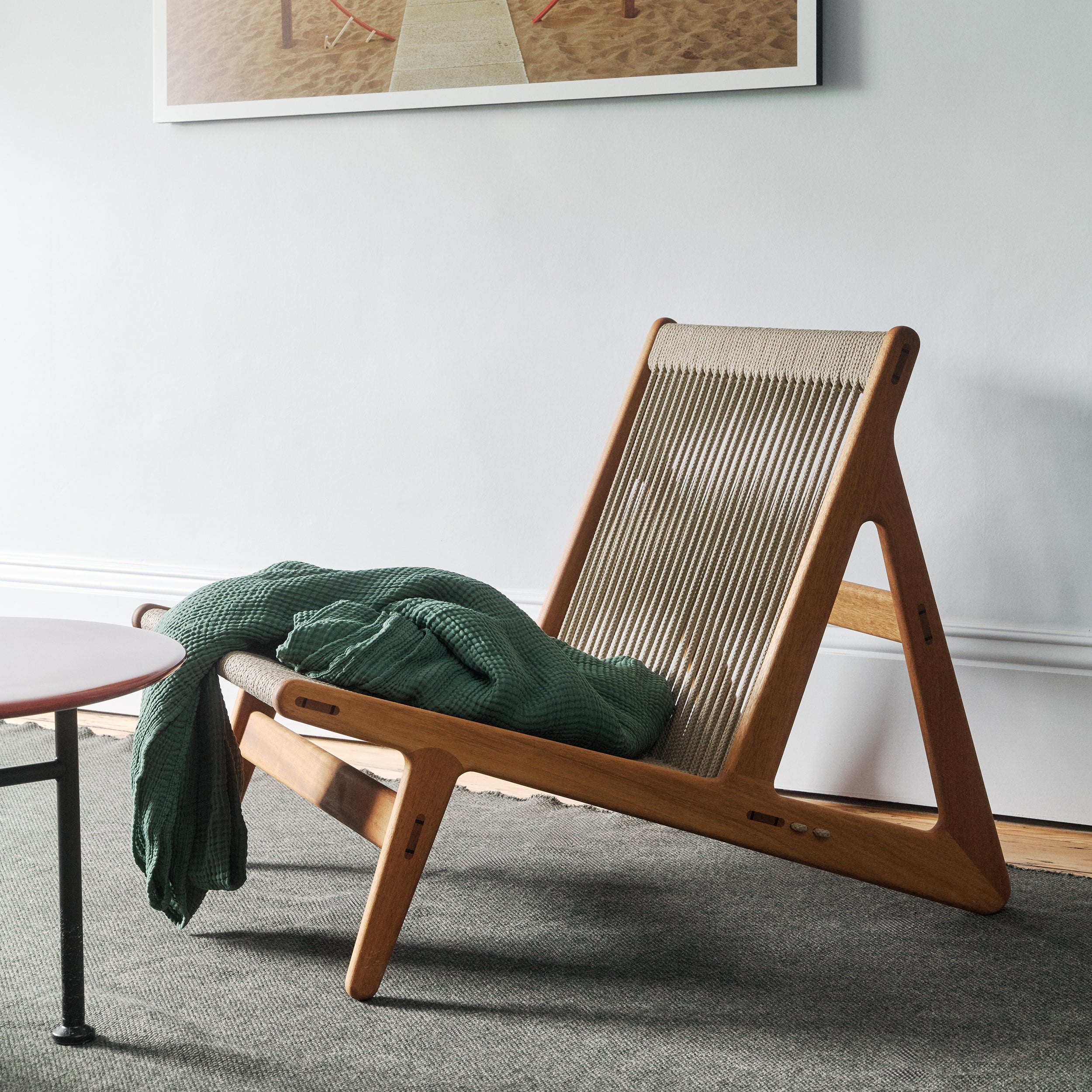 MR01 Initial Chair with Cushion: LS