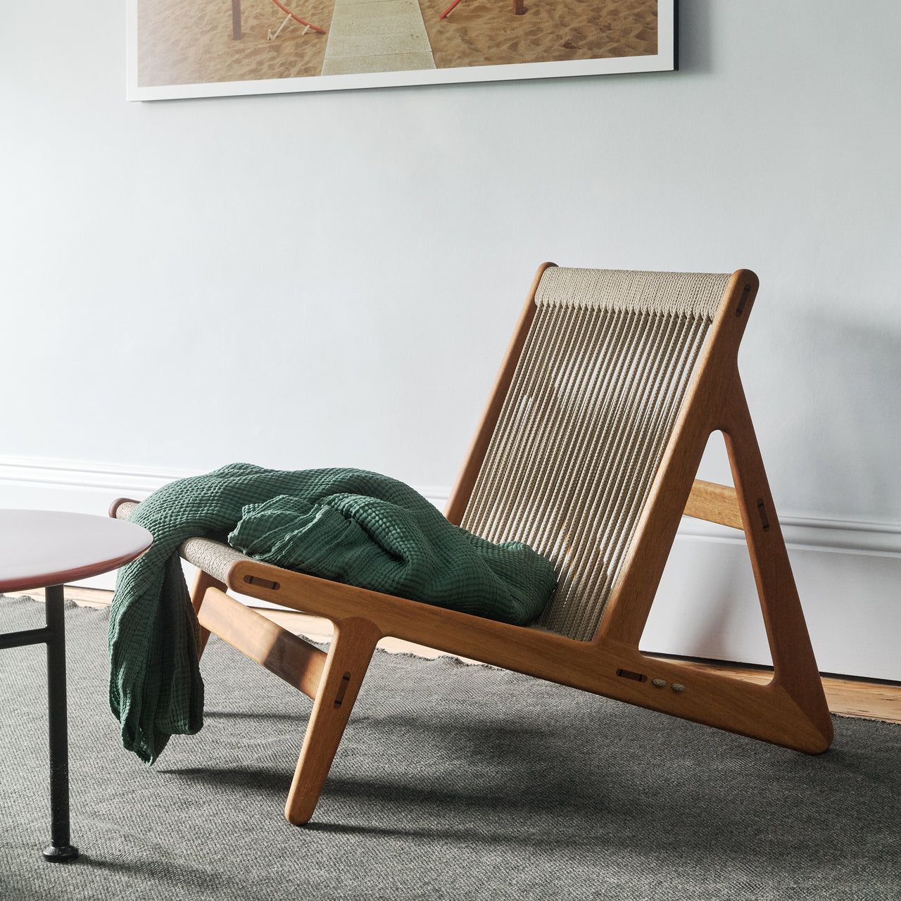 MR01 Initial Chair with Cushion: LS