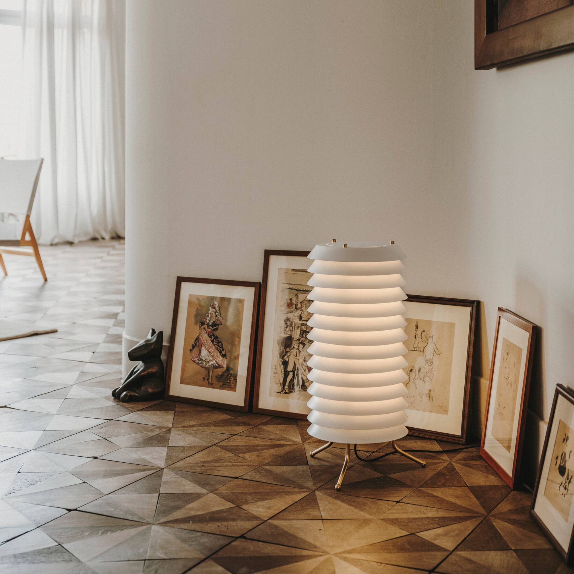 Maija Floor Lamp: Quick Ship