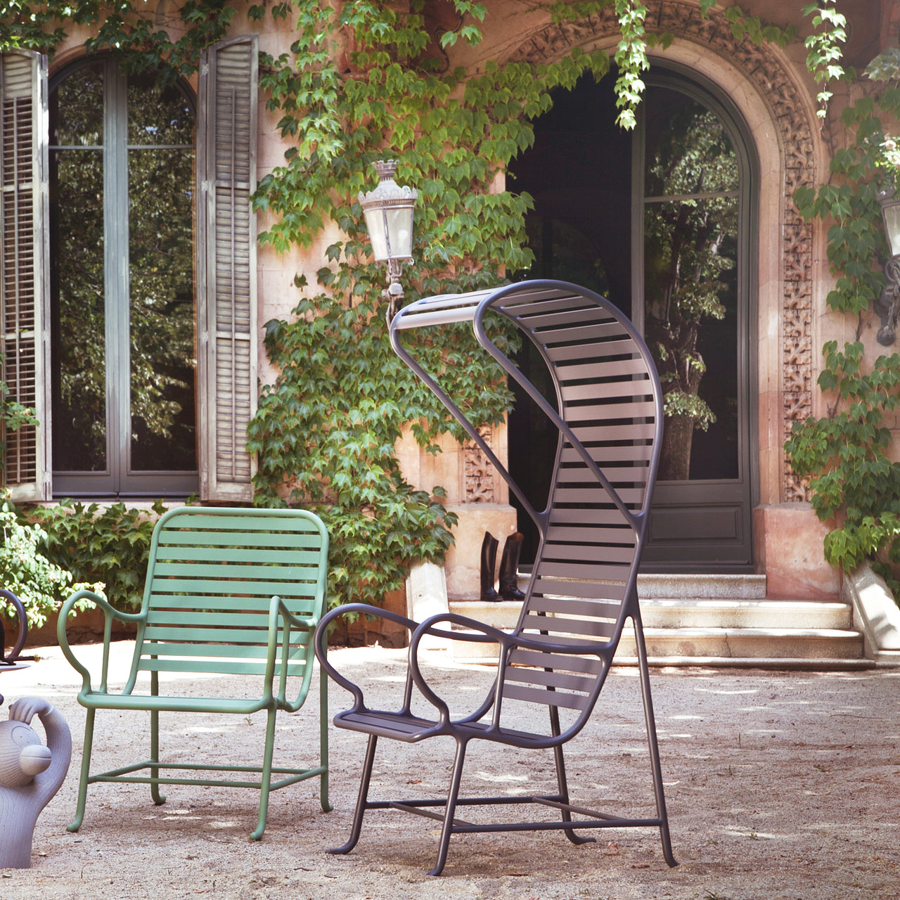 Gardenias Armchair Pergola: Outdoor