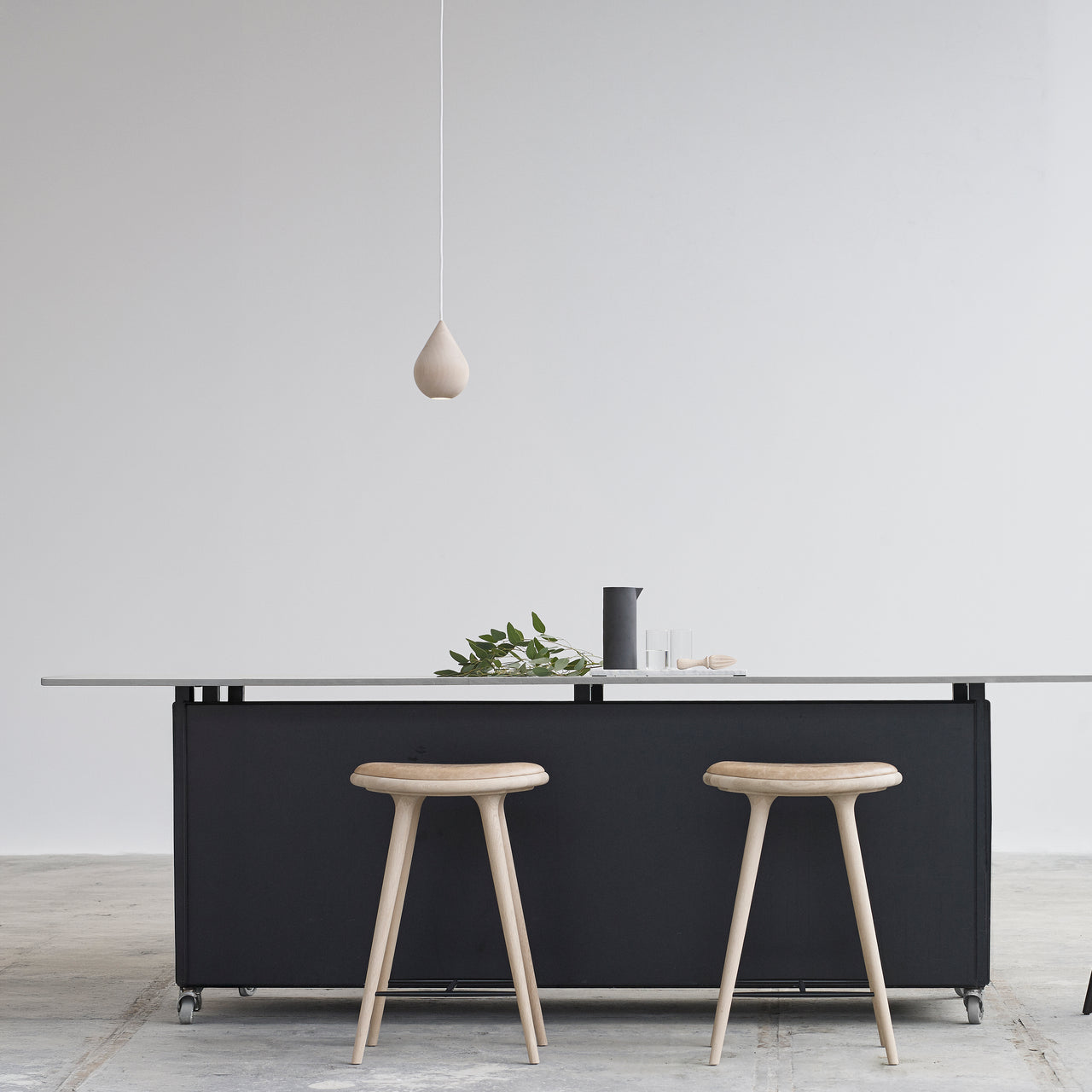 Liuku Base Pendant Light: Drop