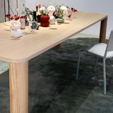 Moci Dining Table