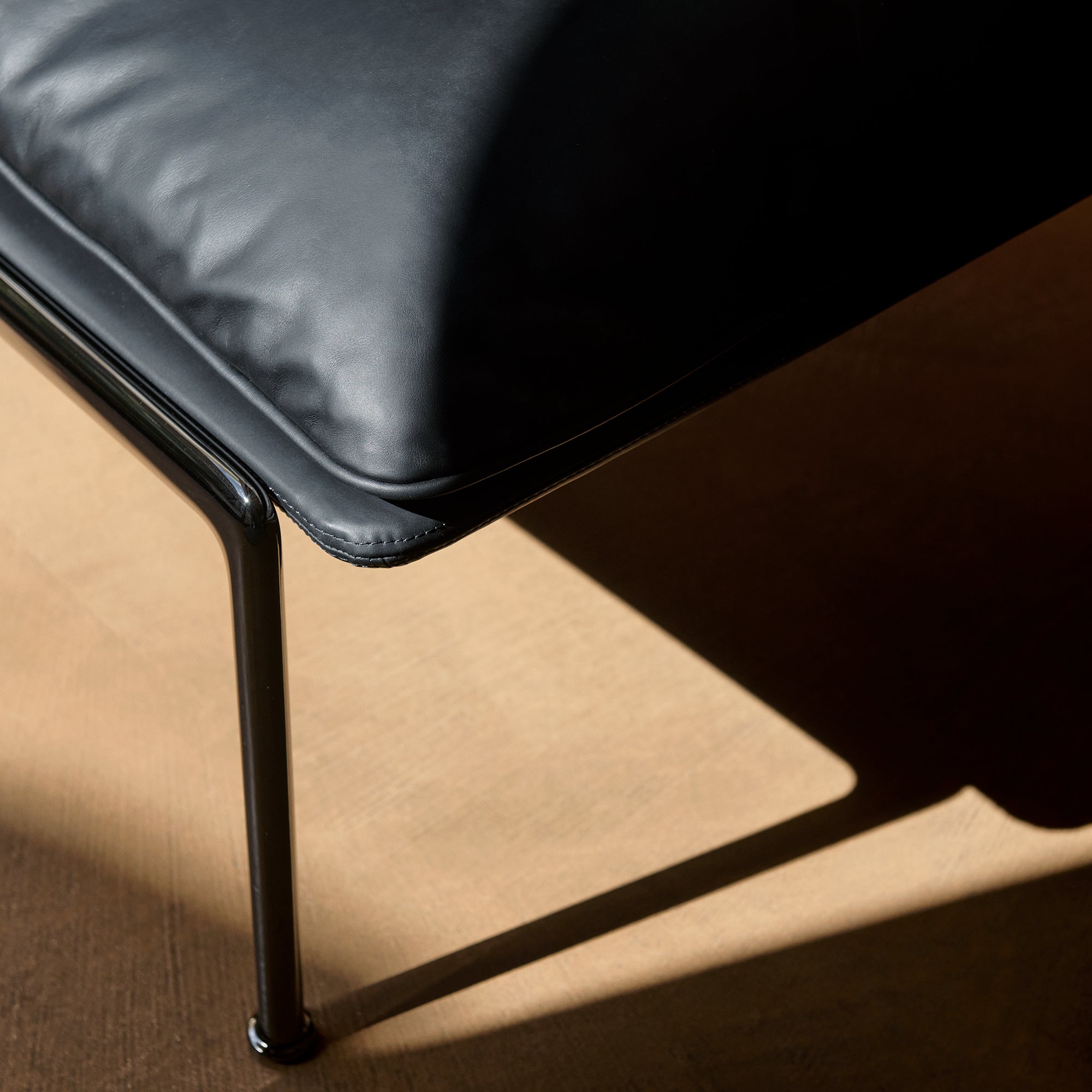 Muno Pouf: LN20 + DI