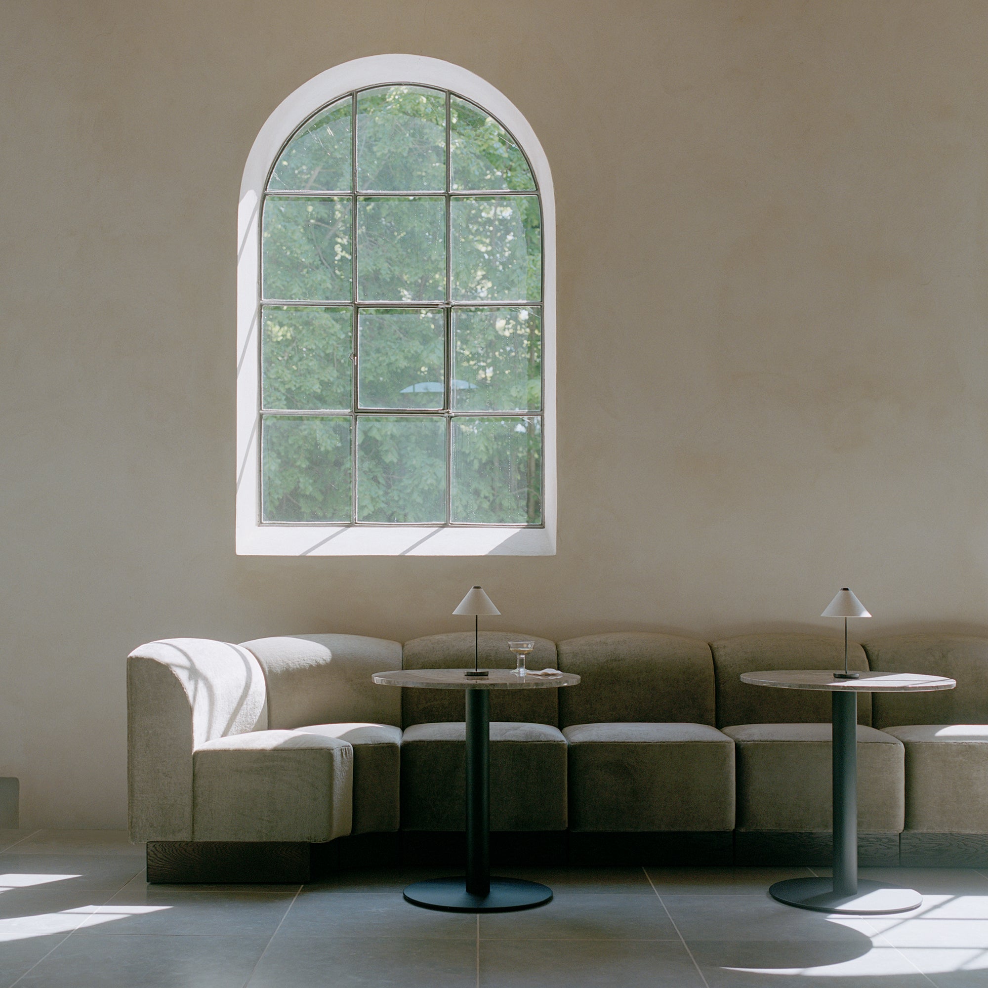 Shore Dining Curved Sofa Modules