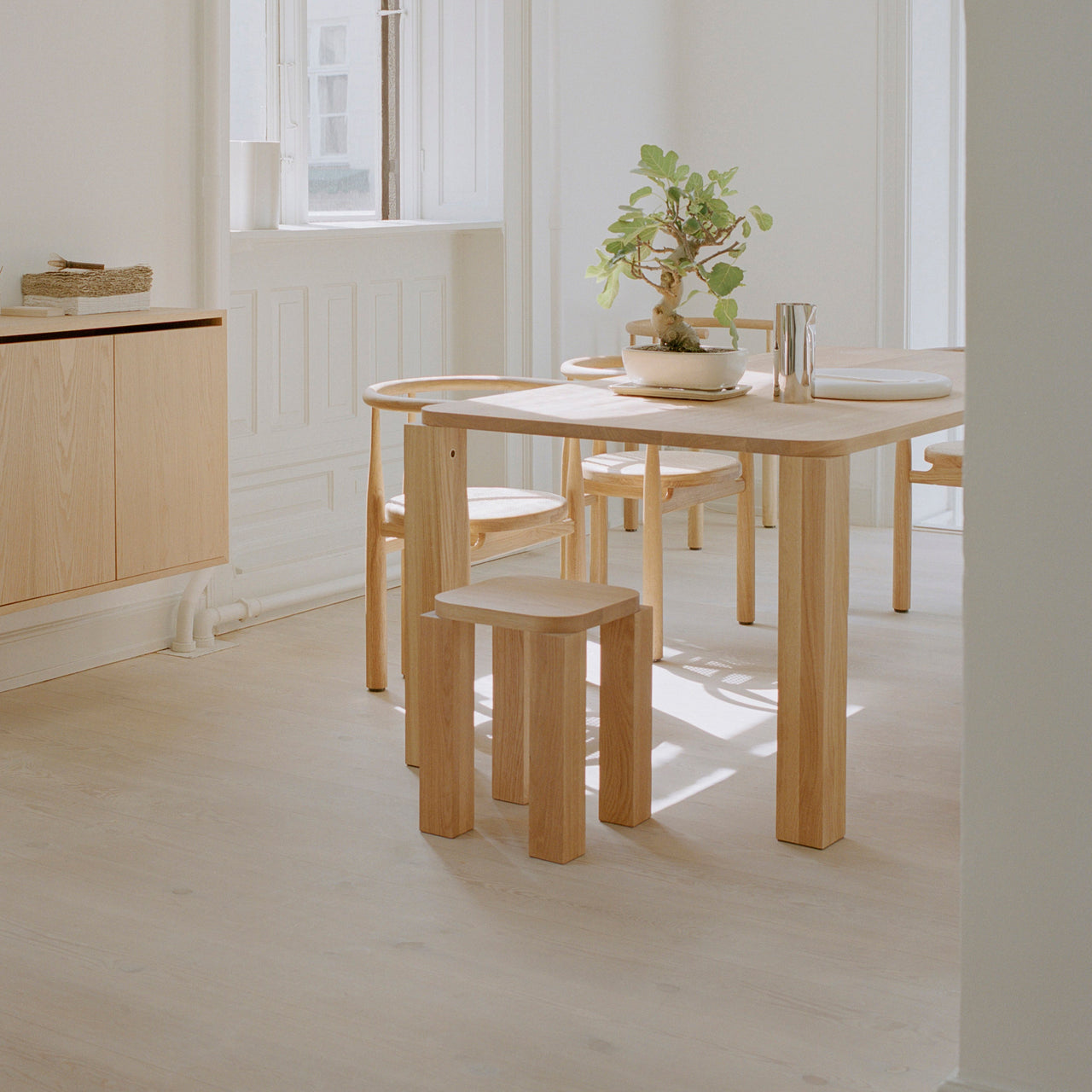 Atlas Stool
