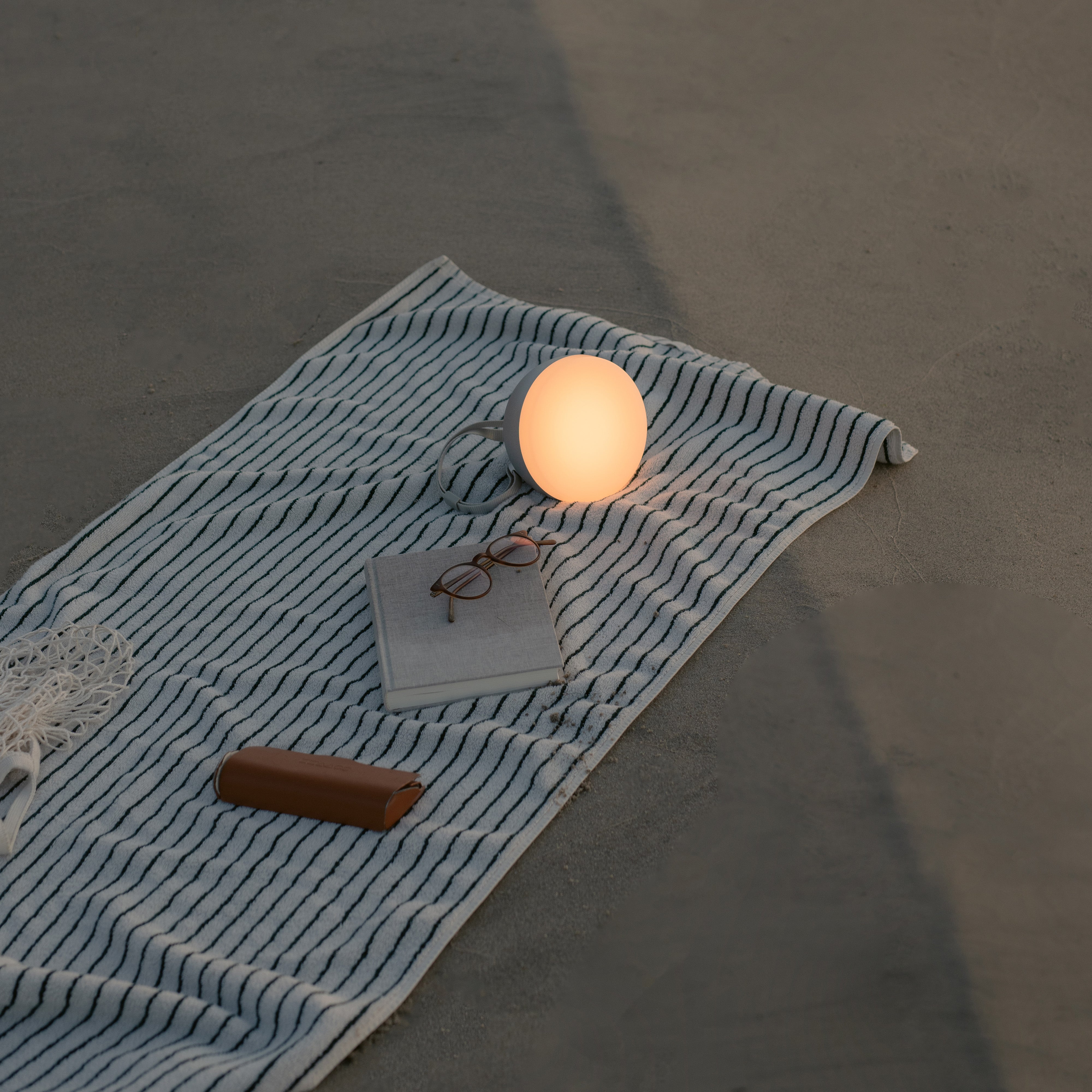 Sphere Adventure Portable Lamp