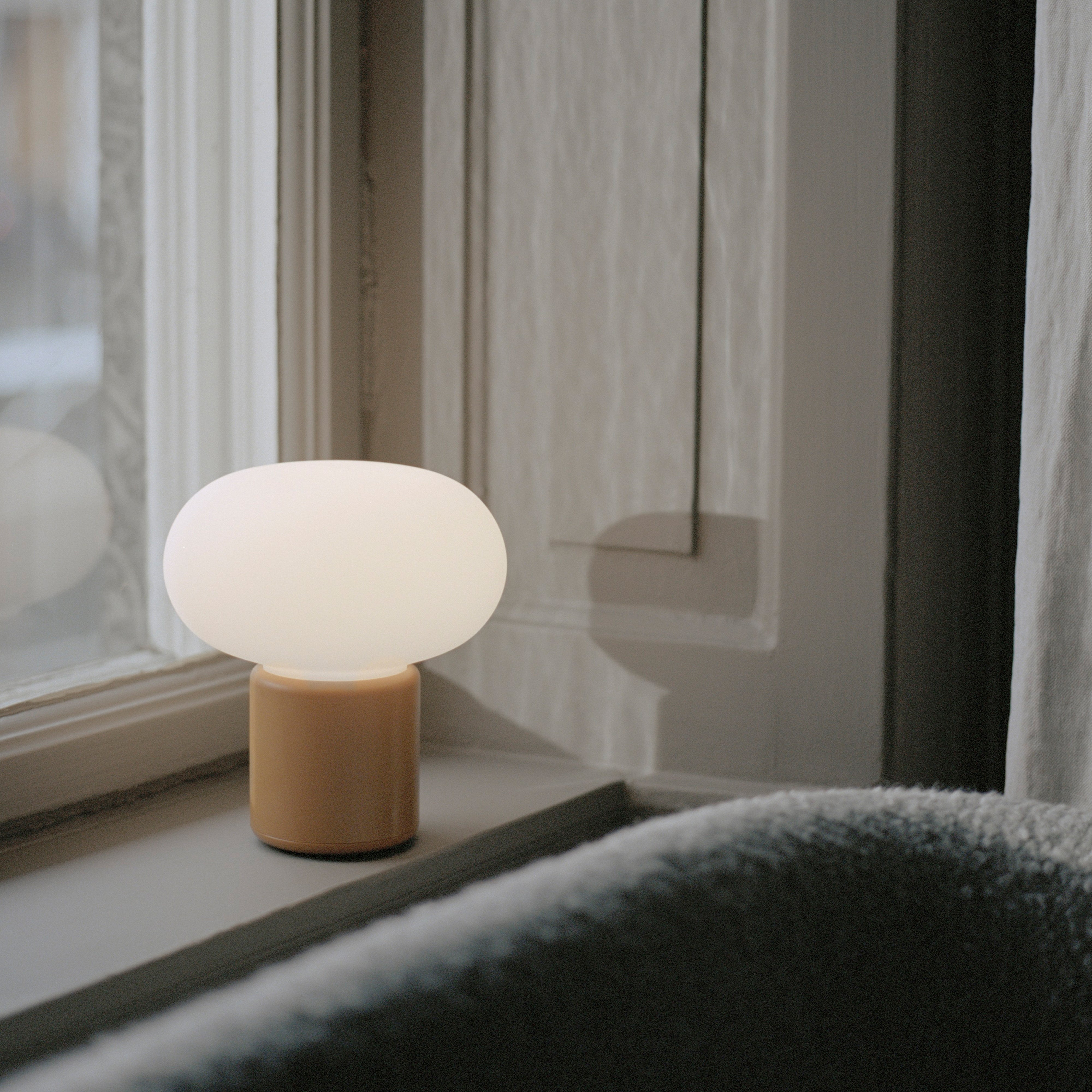 Karl-Johan Portable Table Lamp
