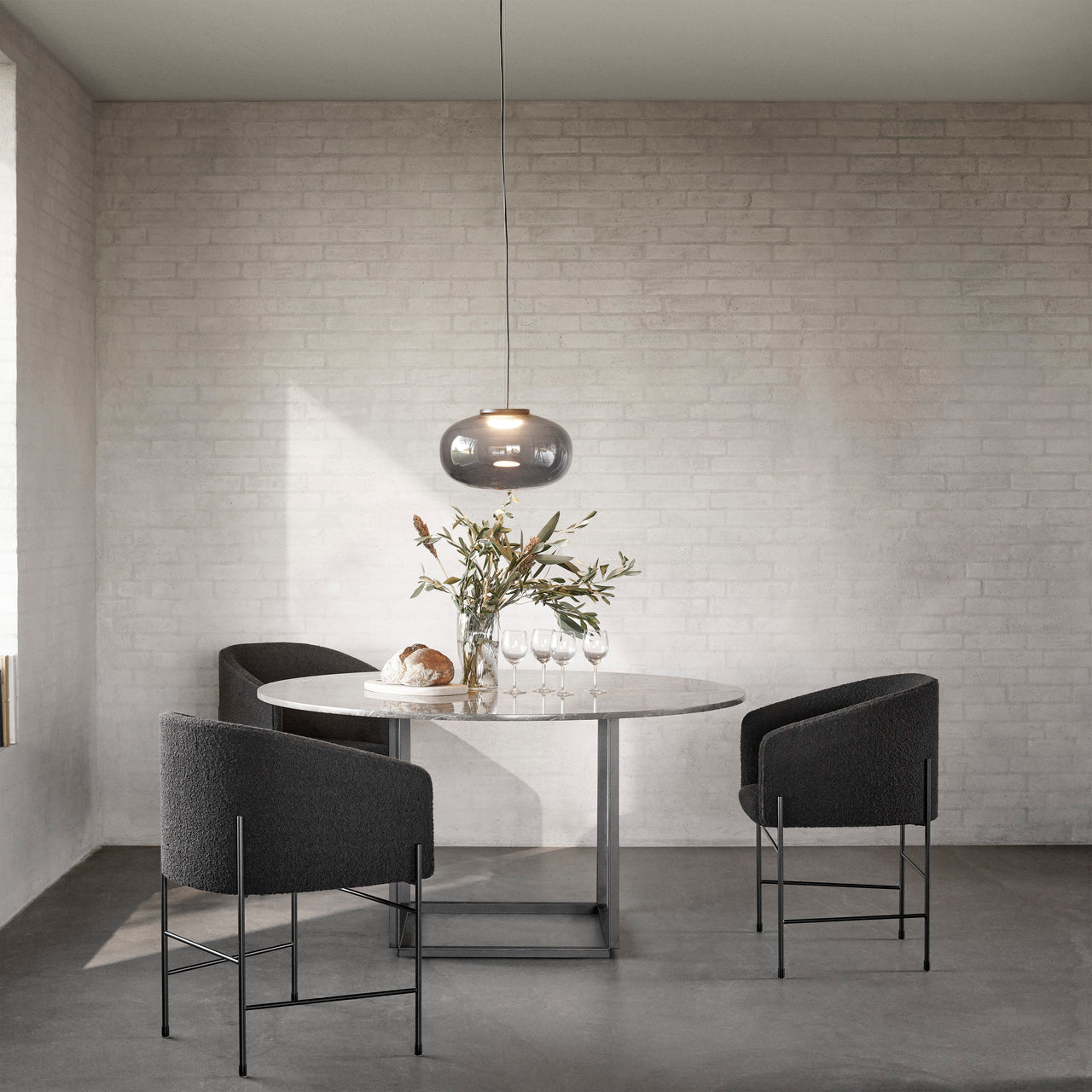 Florence Dining Table: Marble