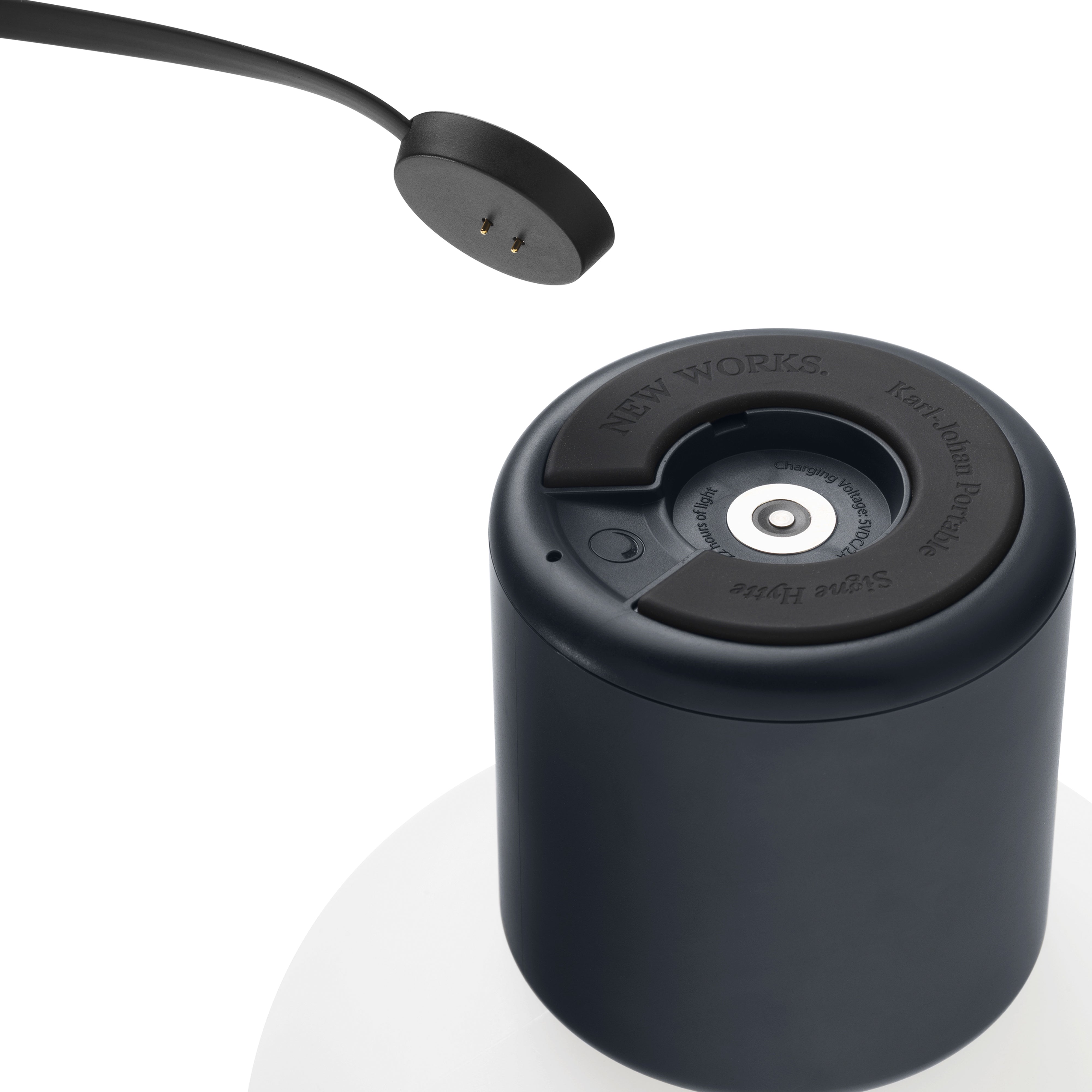 Karl-Johan Portable Table Lamp