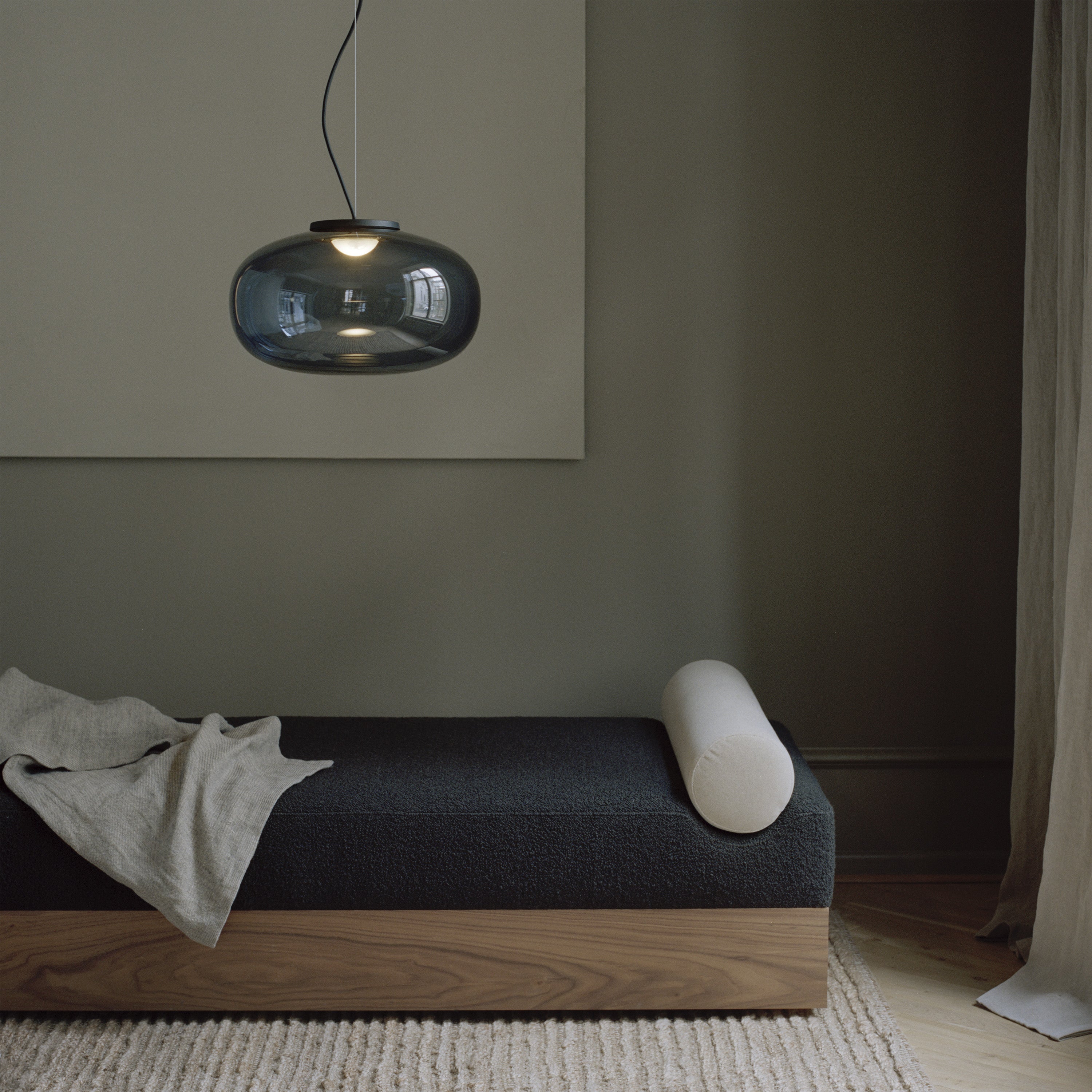 Mass Daybed with Cushion