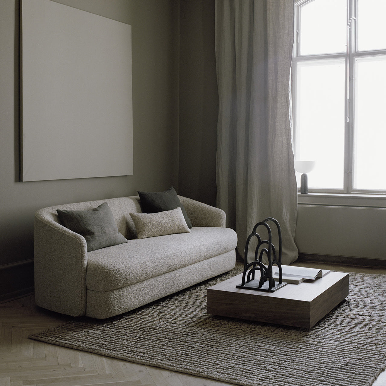 Mass Wide Coffee Table