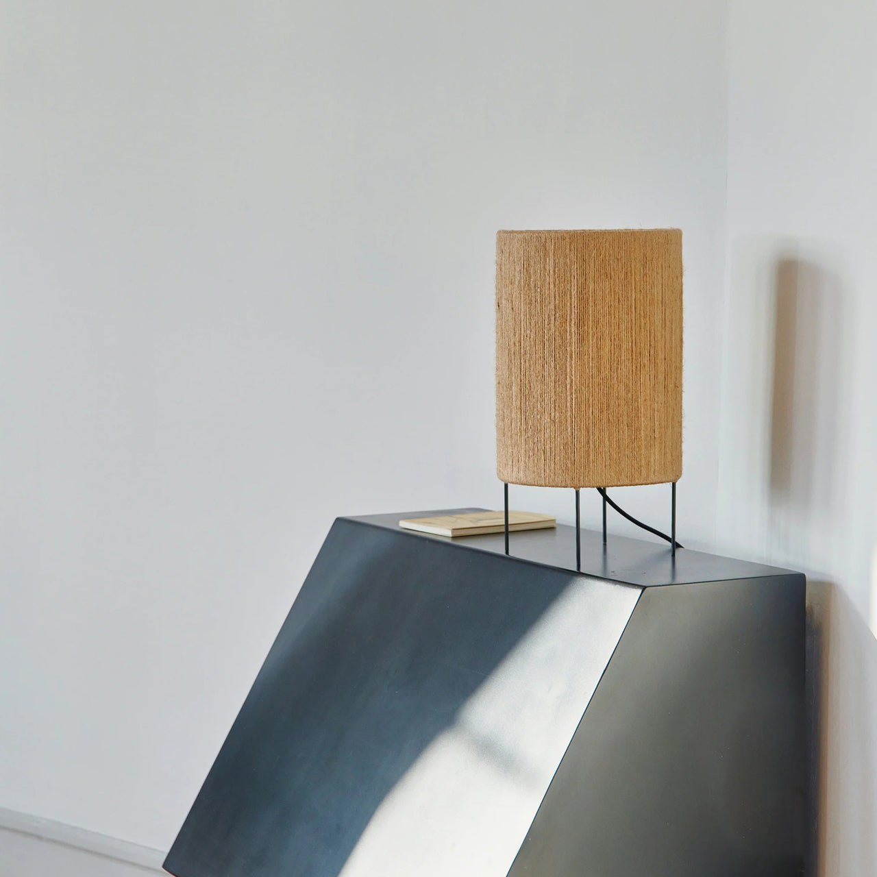 RO Table Lamp