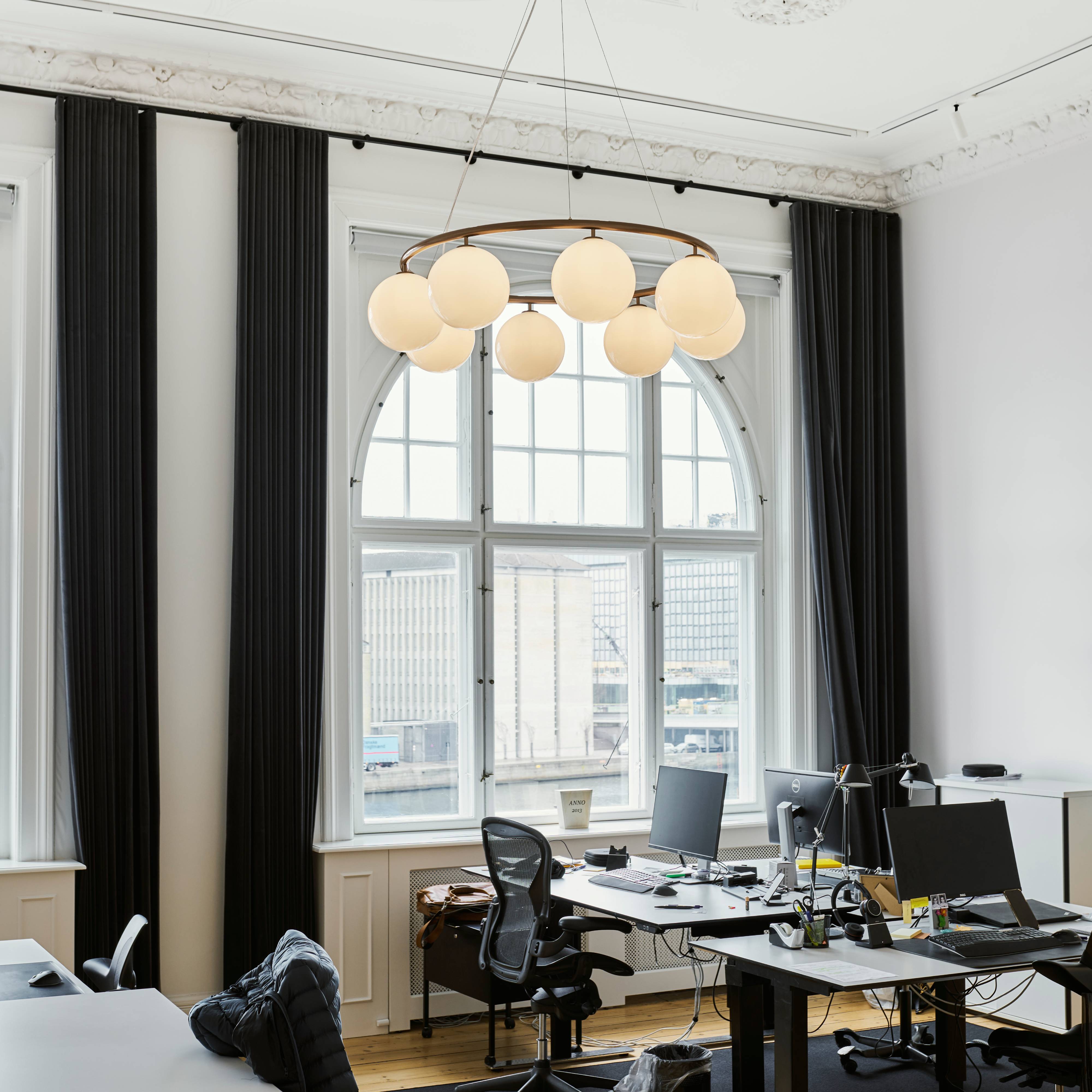 Miira 8 Circular Chandelier