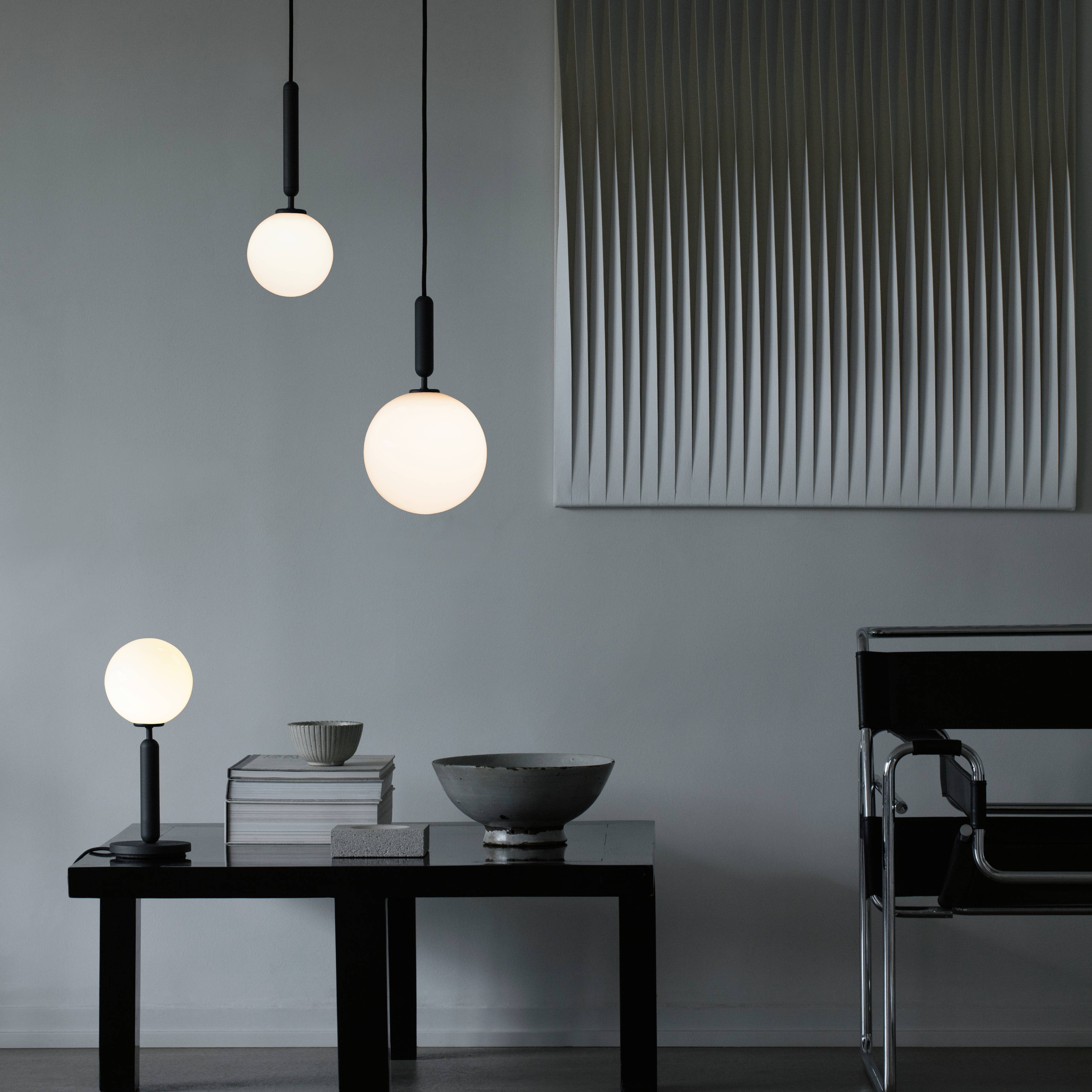Miira Table Lamp