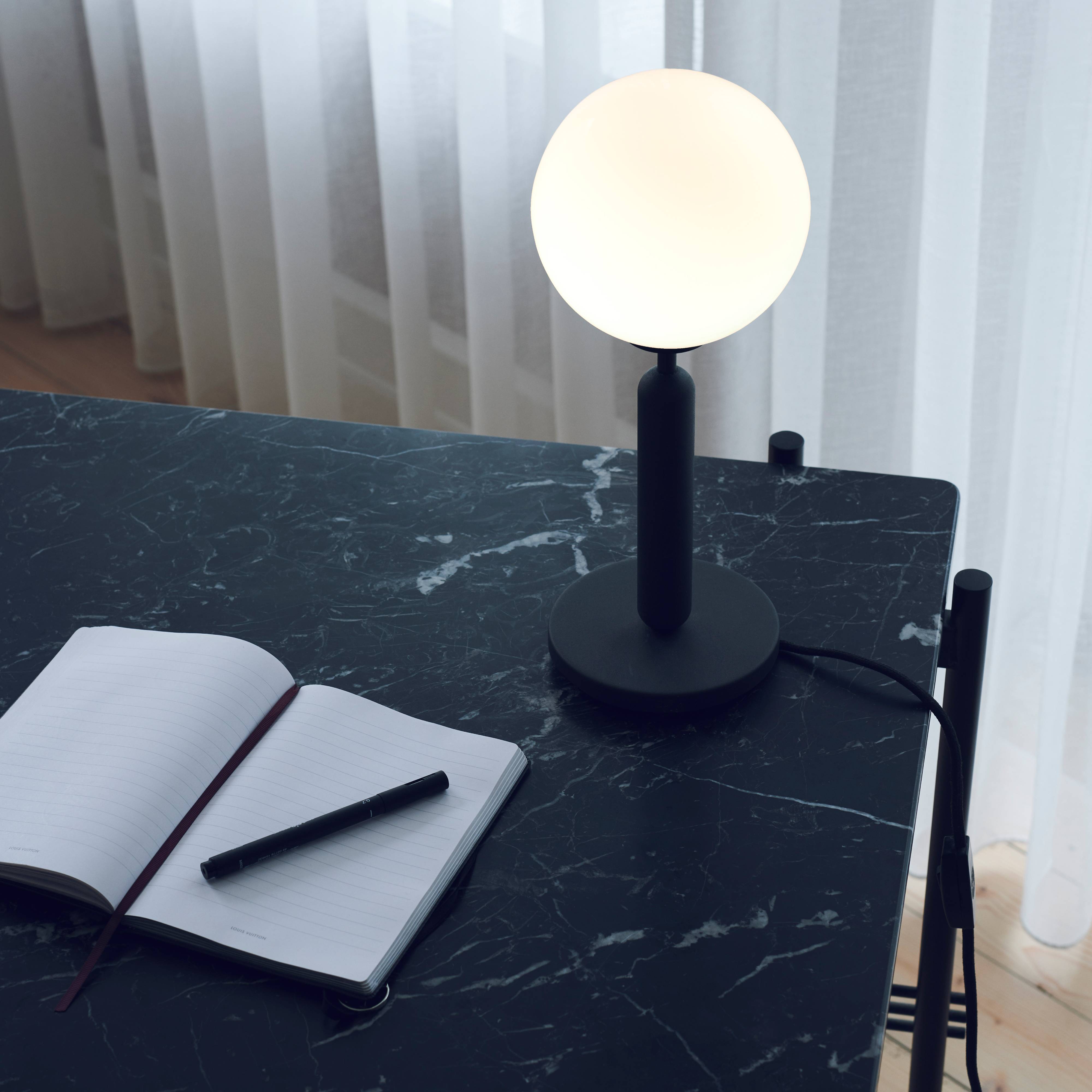 Miira Table Lamp