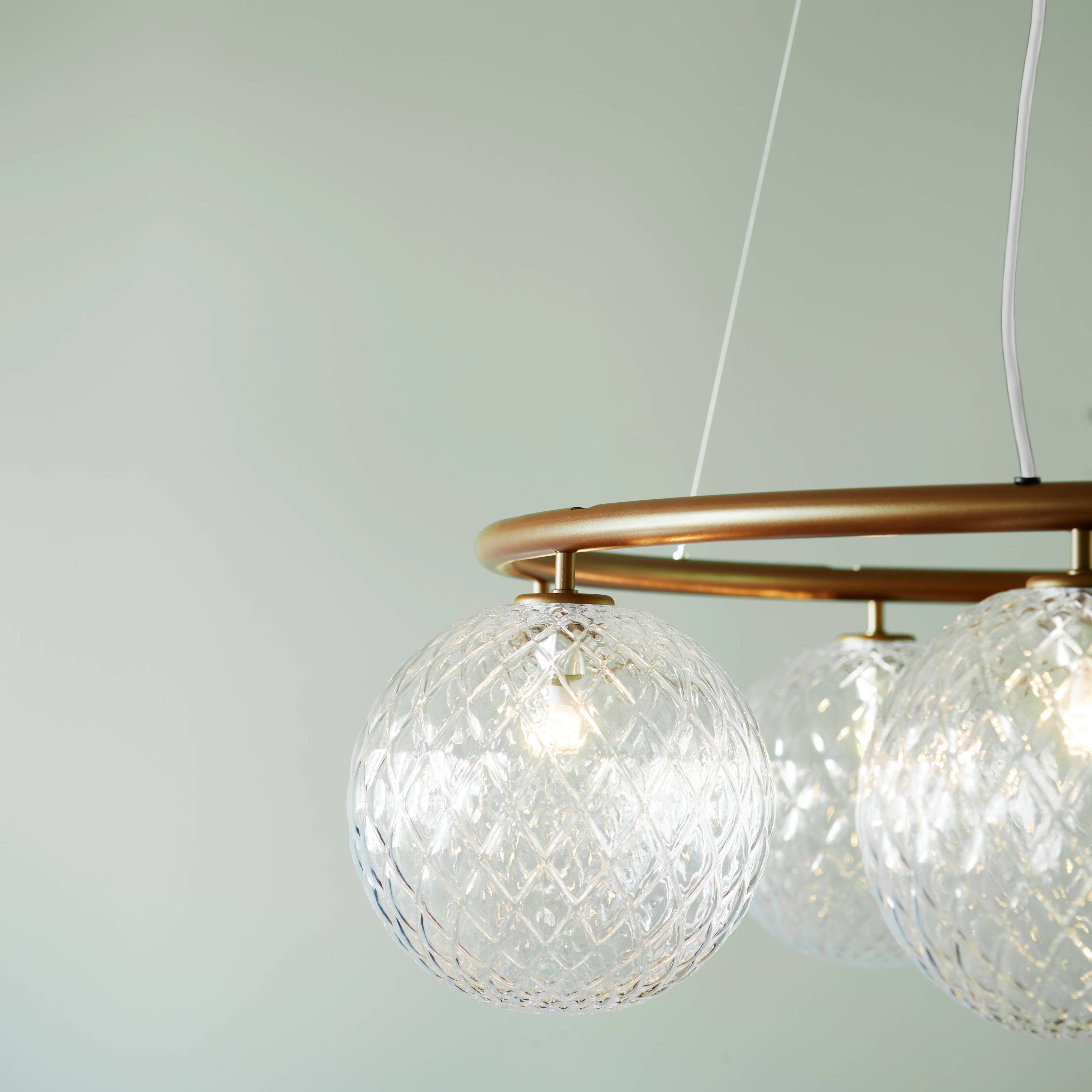 Miira 8 Circular Chandelier