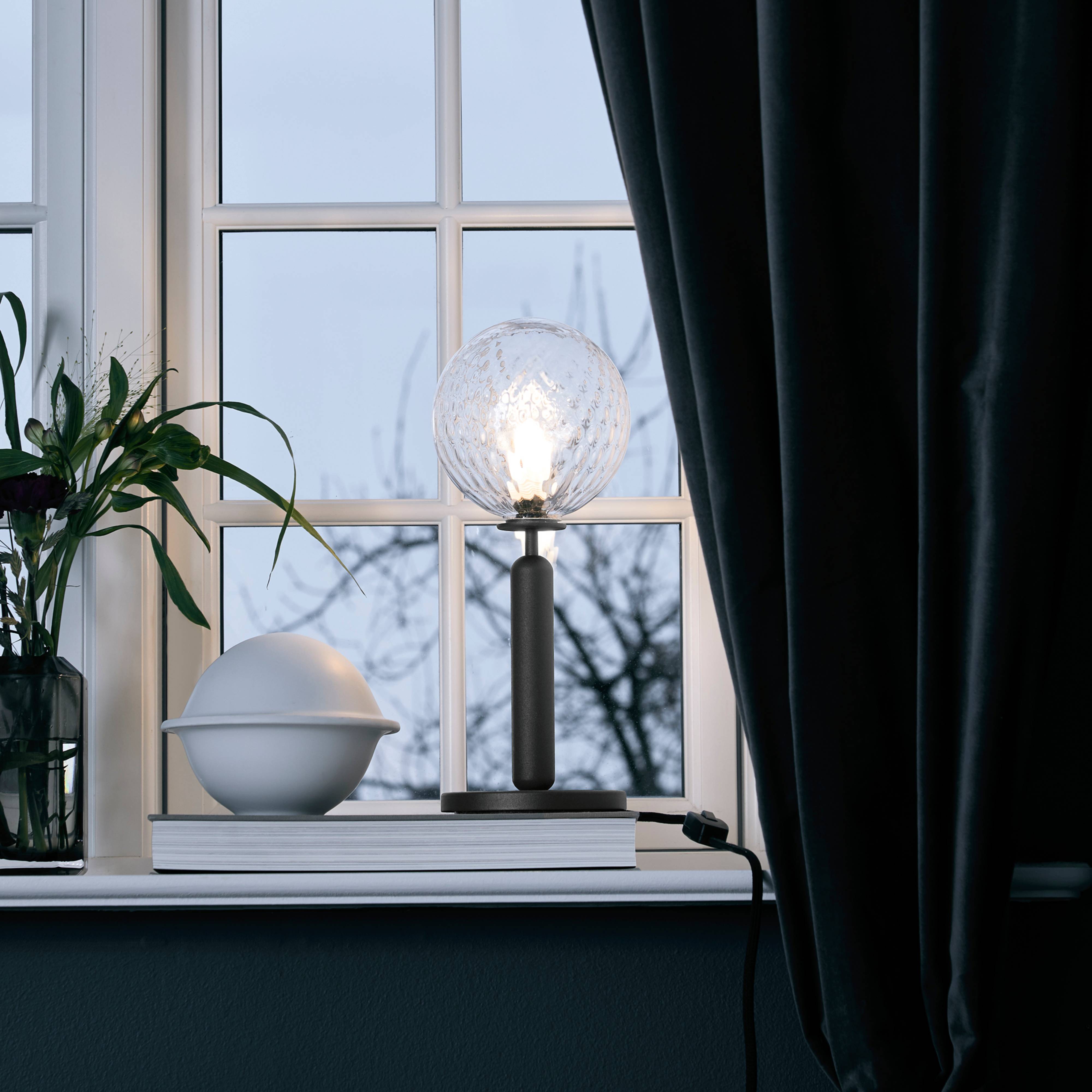 Miira Table Lamp