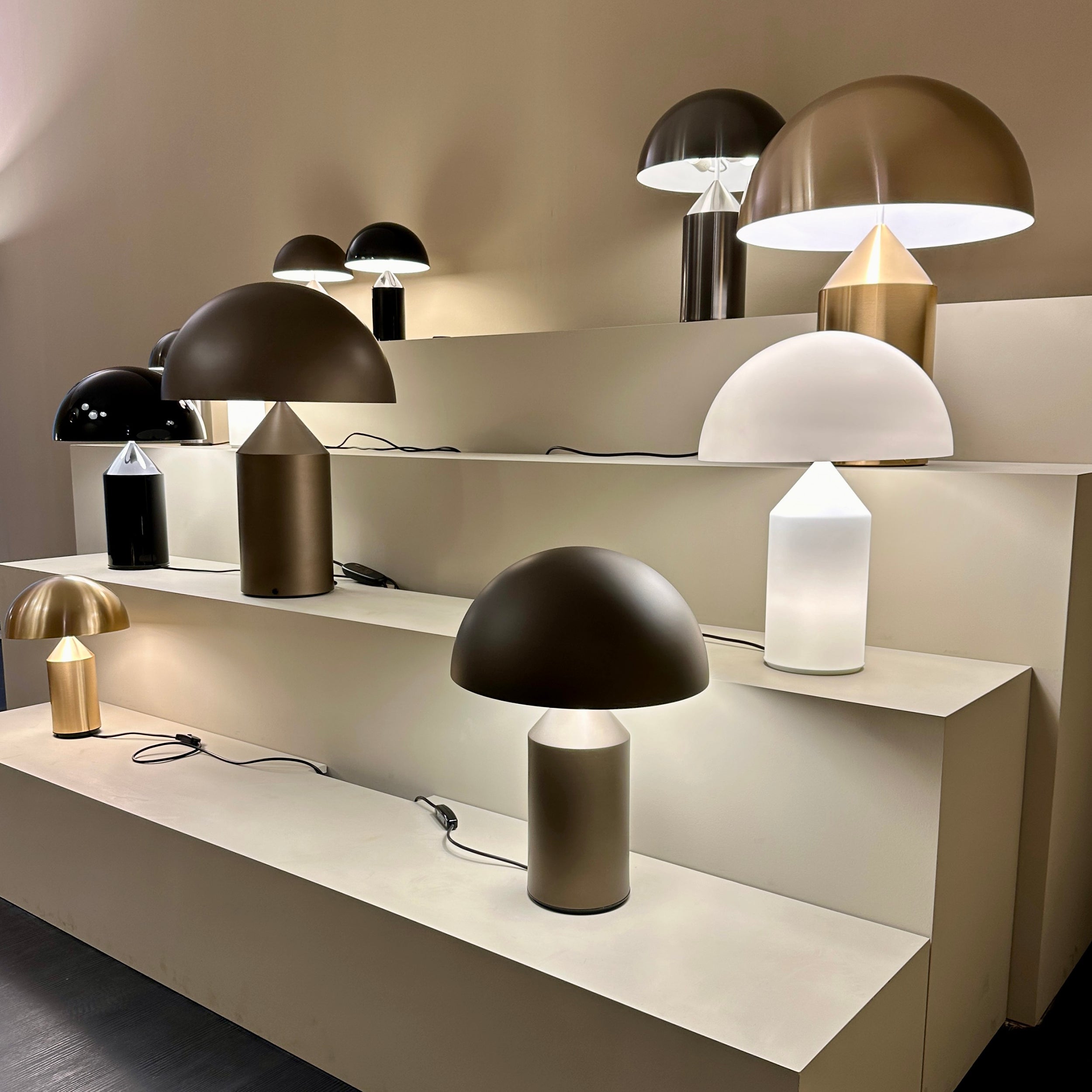 Atollo Table Lamp: Metal