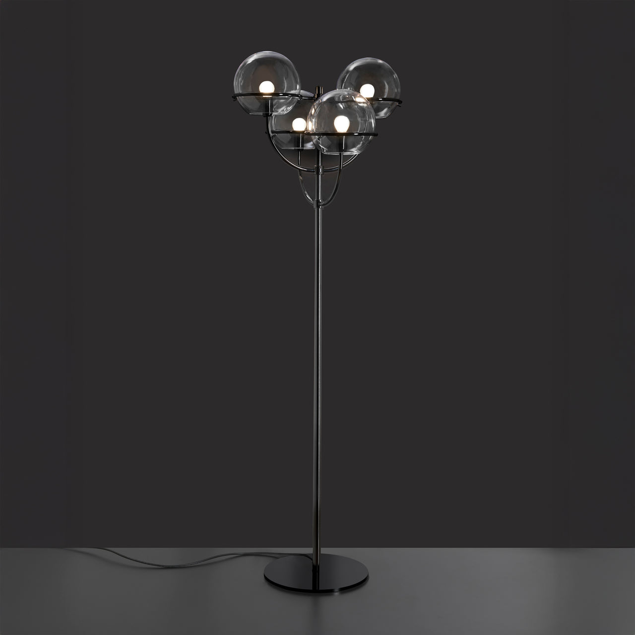 Lyndon Small Floor Lamp: Outdoor