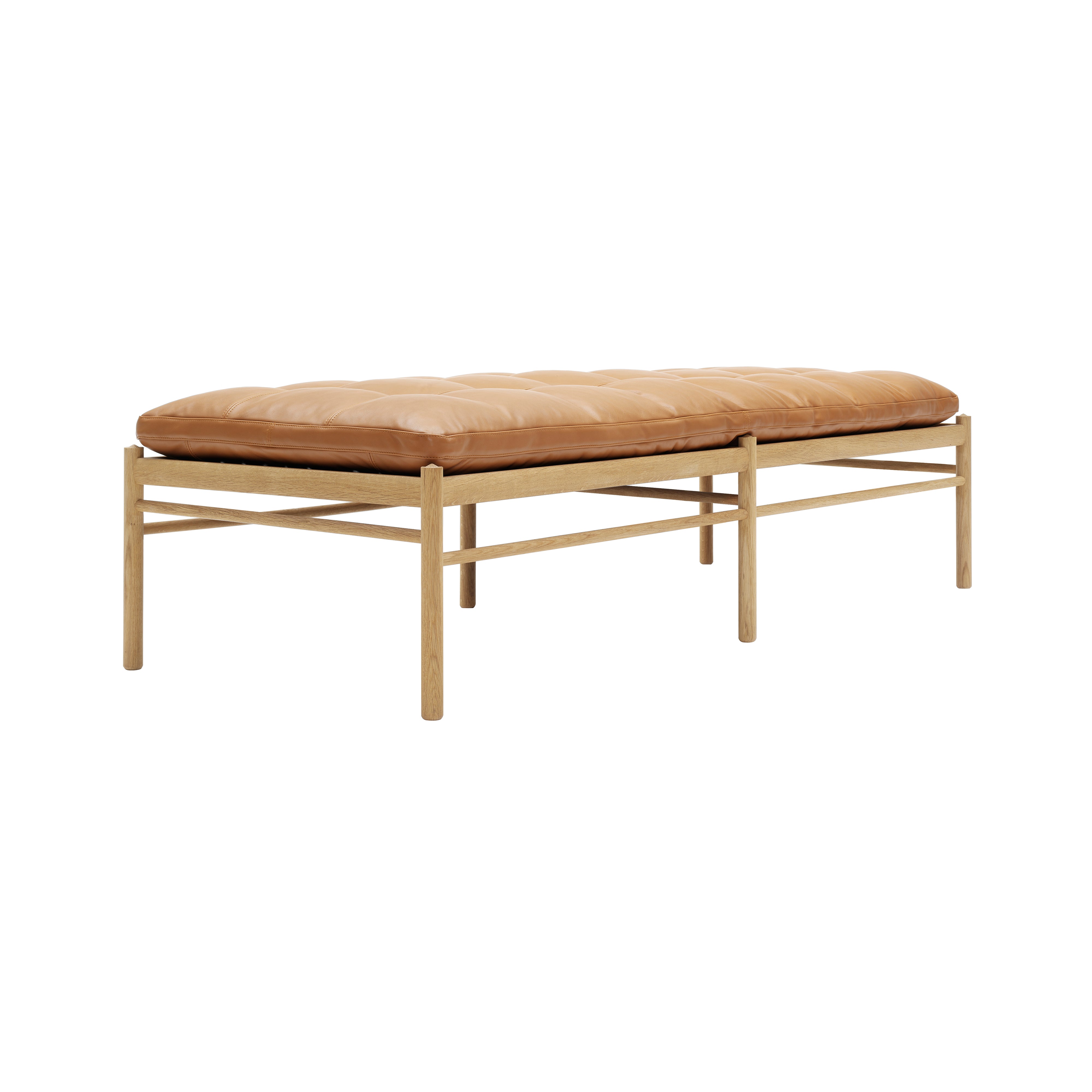 OW150 Daybed: Oiled Oak + Without Neck Pillow