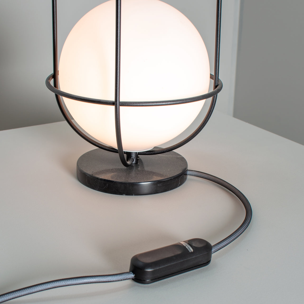 Orbit Table Light: DI