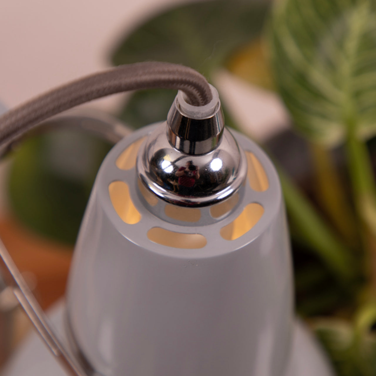 Original 1227 Mini Desk Lamp: LS